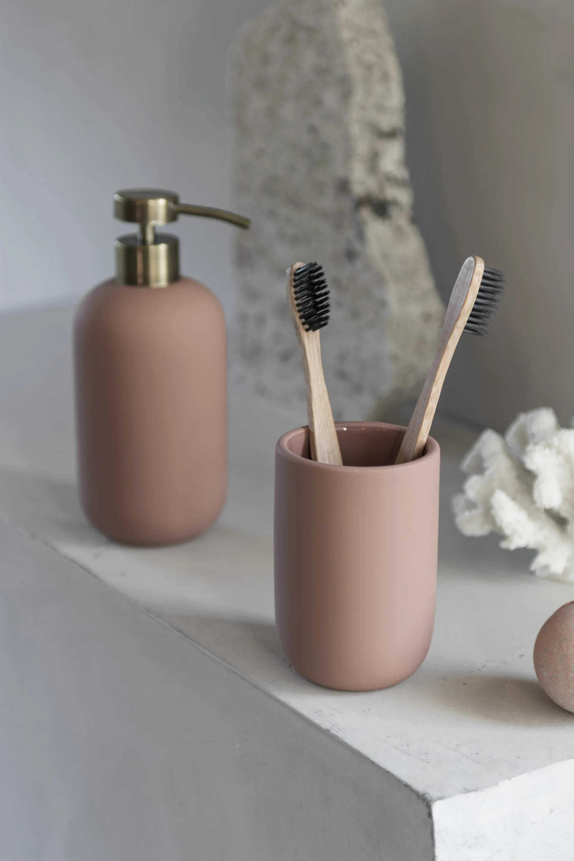 Lotus Seifenspender hoch, Blush Mette Ditmer
