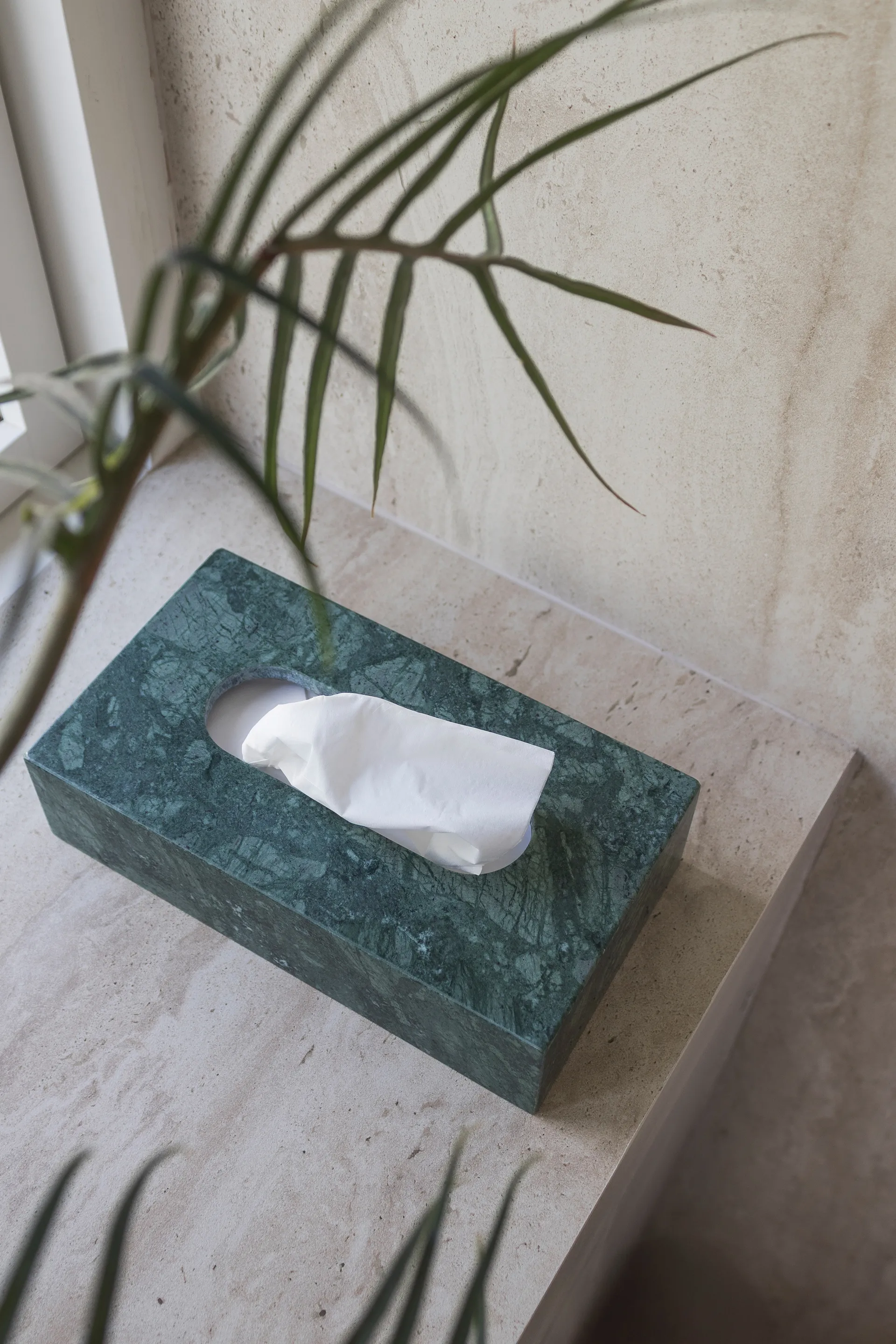 Marble Taschentuchbox 14x25,5cm, Dark forest Mette Ditmer