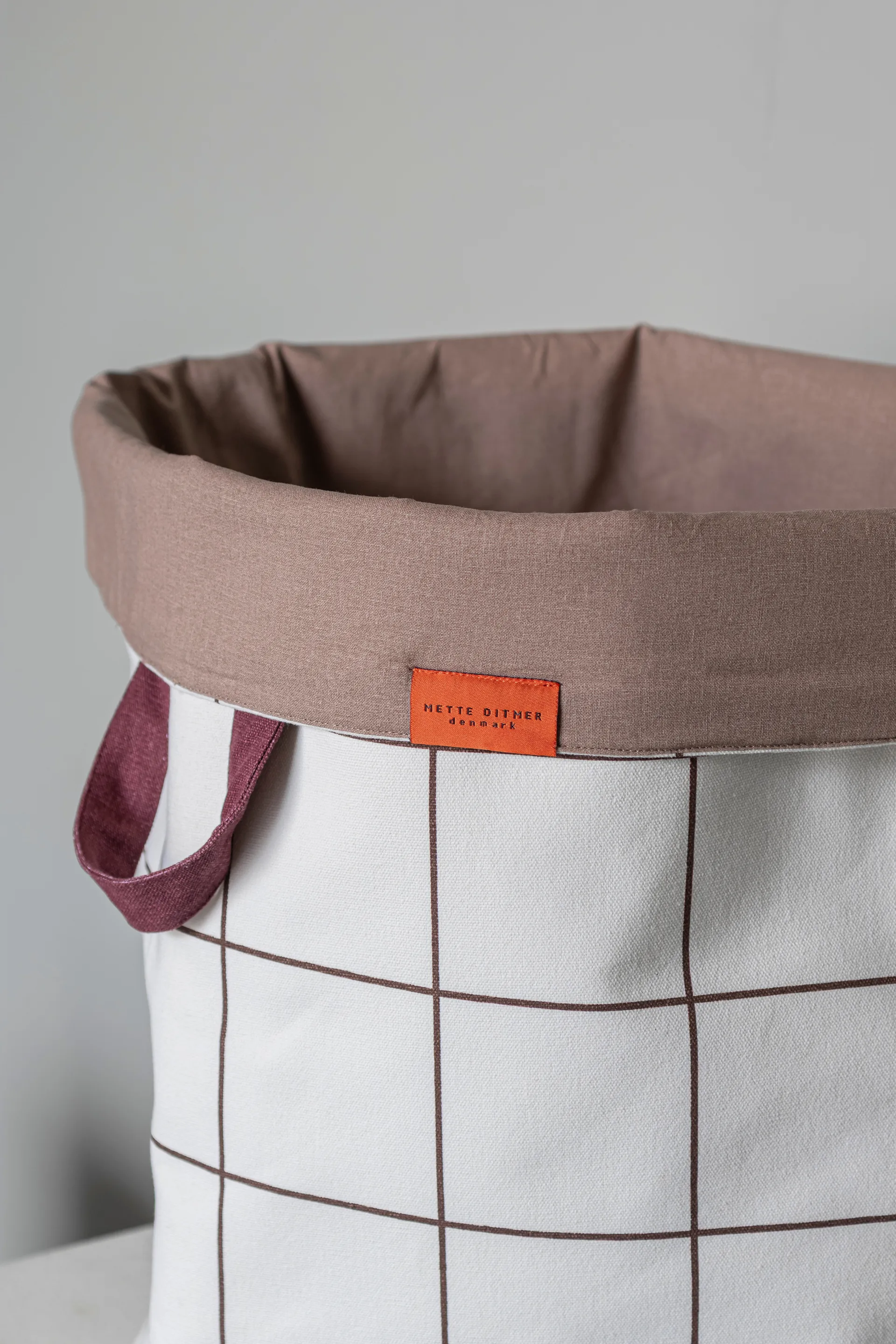 Mesh-Wäschekorb Ø40x50 cm, Brown-Off-white Mette Ditmer