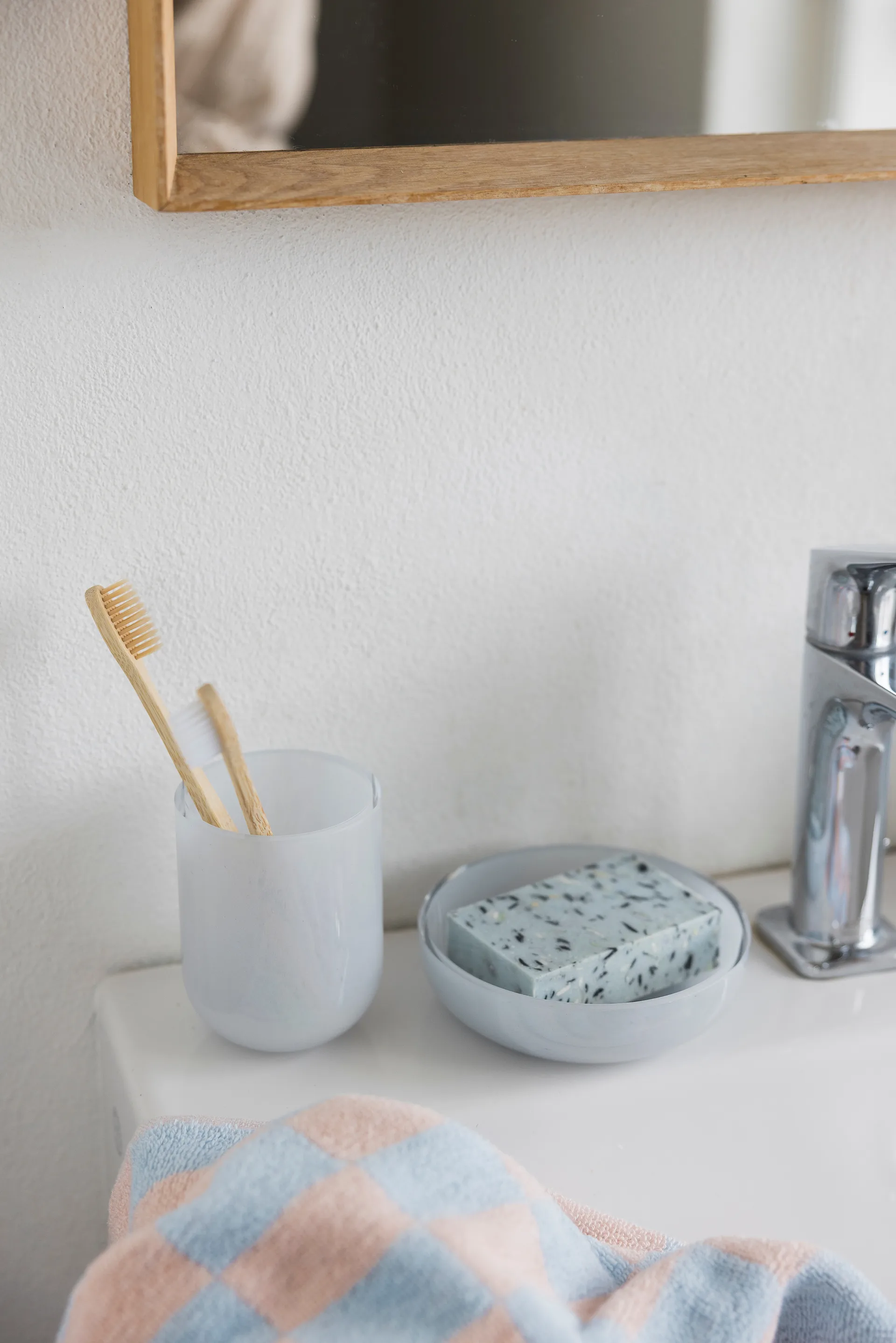 Opal Zahnbürstenhalter, Light blue Mette Ditmer