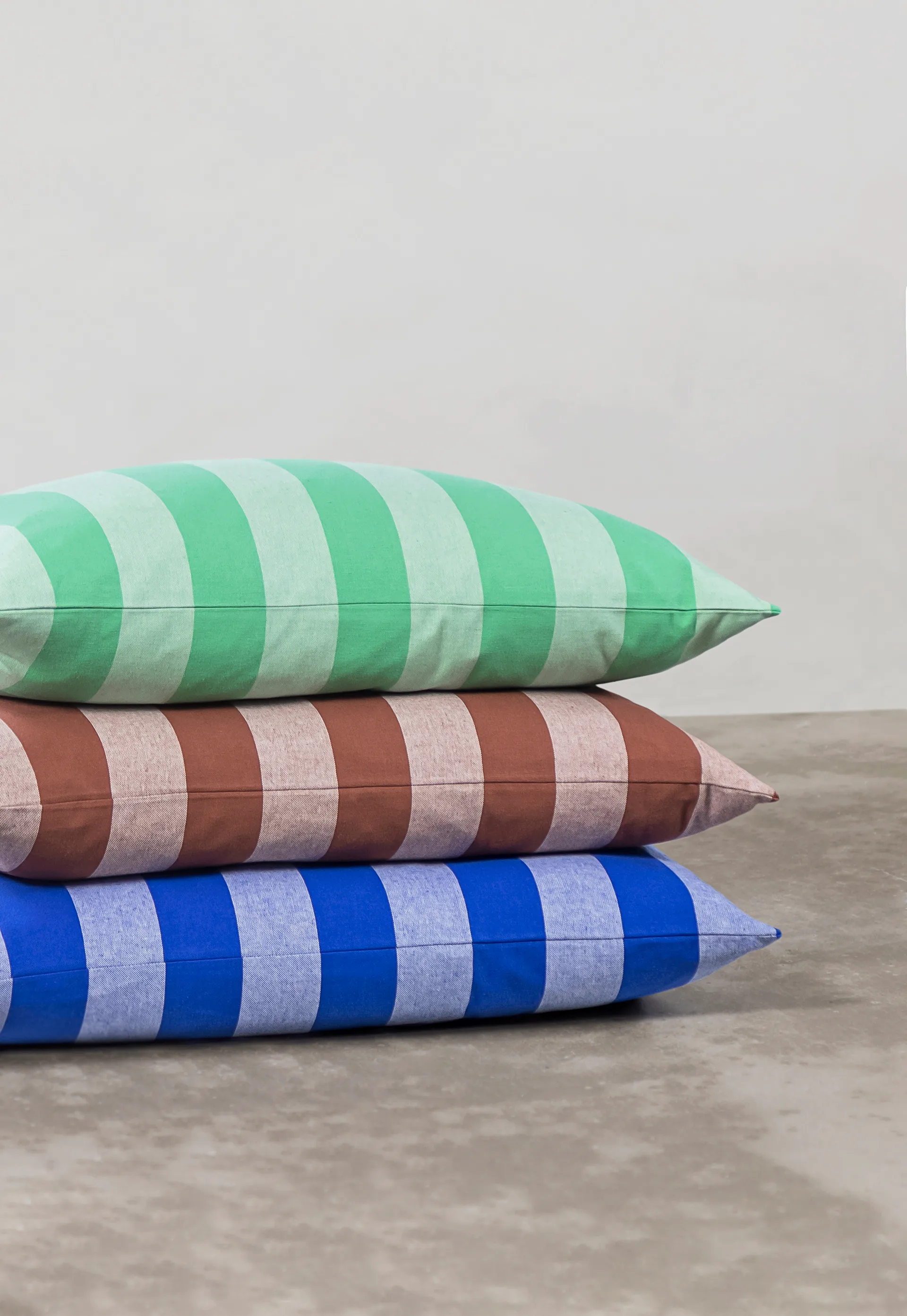 Stripes Kissen 40 x 60cm, Brown Mette Ditmer