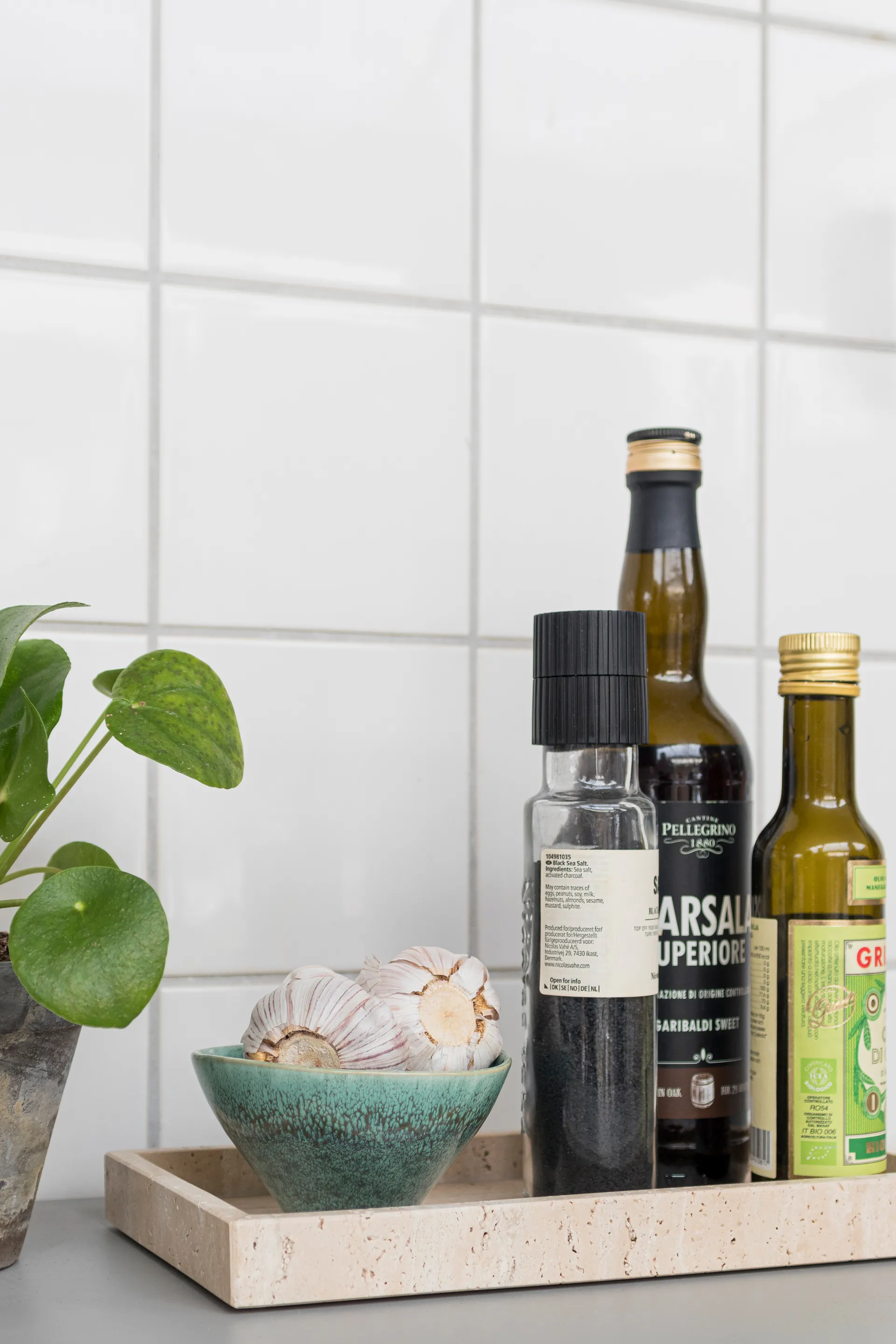 Travertine dekorationstablett 16x31 cm, Linen Mette Ditmer