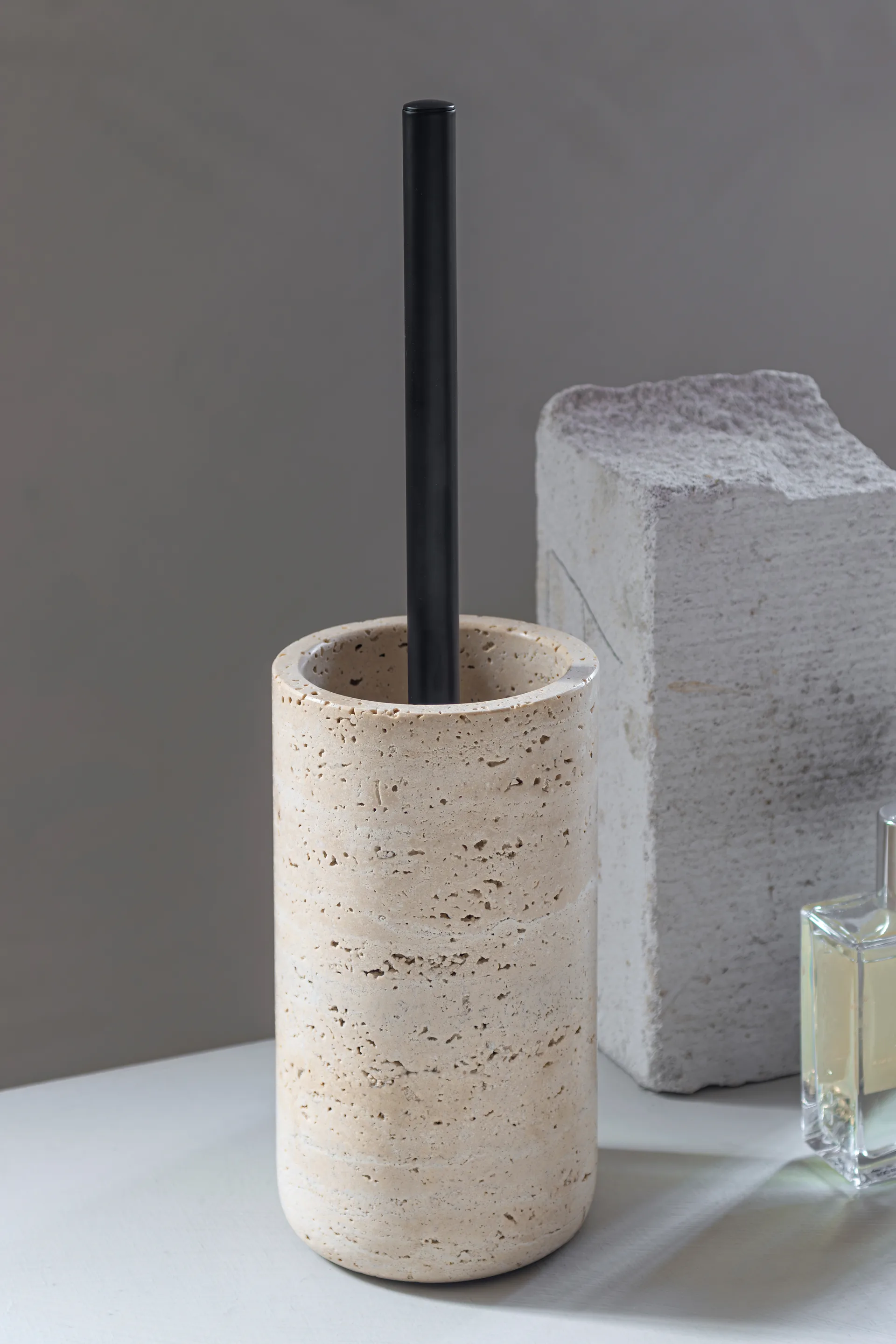 Travertine Toilettenbürste 36 cm, Linen Mette Ditmer