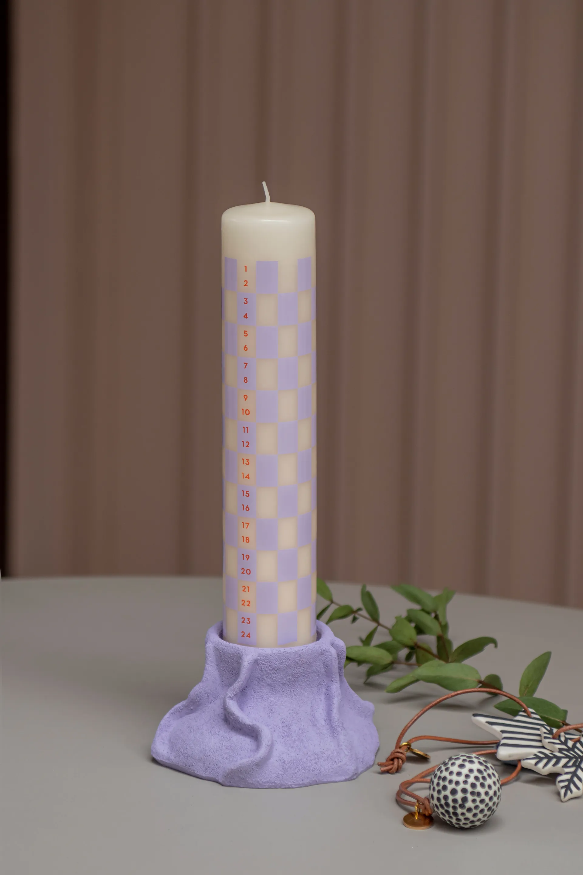 Twentyfour Kalenderkerze 25cm, Light lilac Mette Ditmer