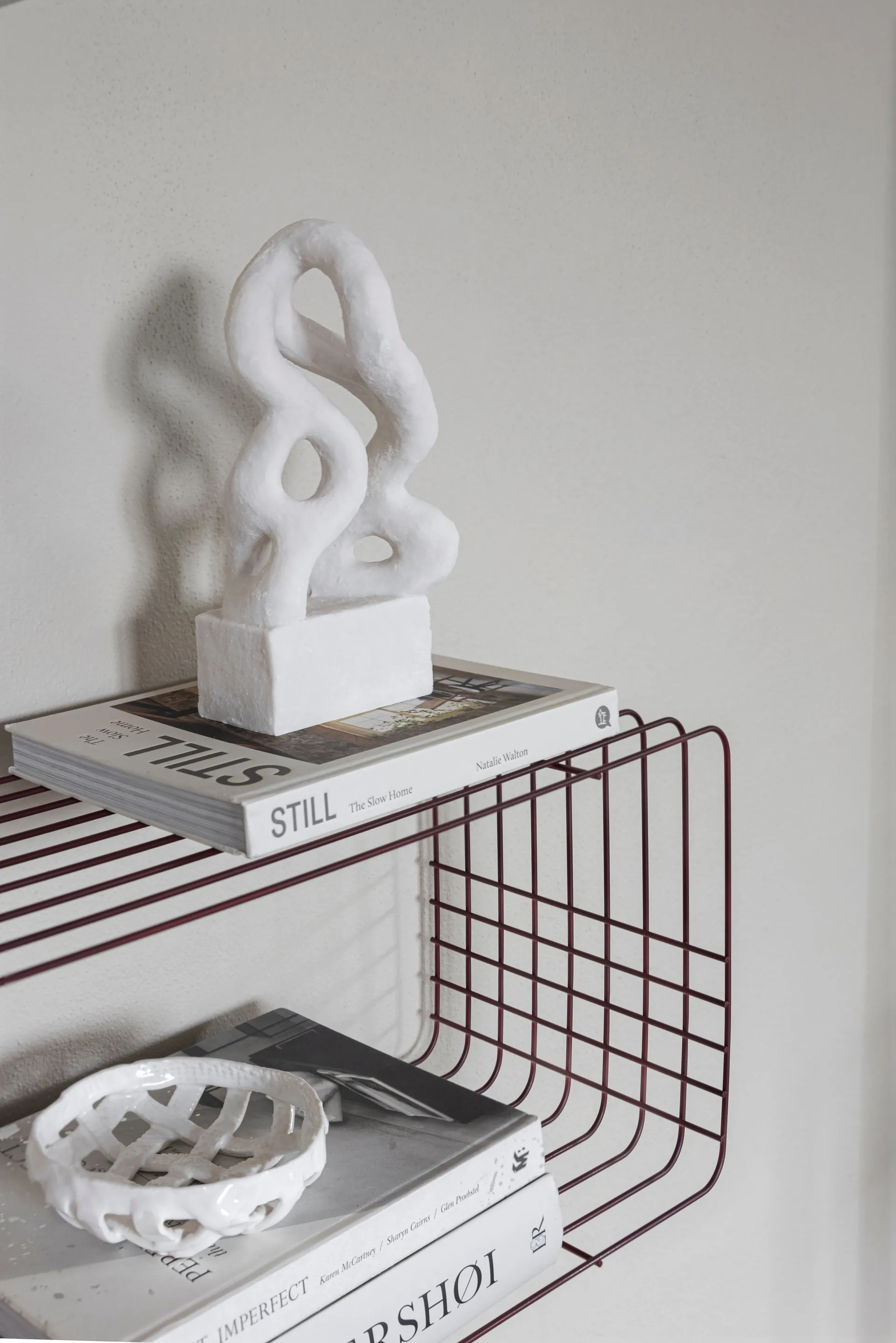 Wire Wandregal, Wine, 31x70x26 cm Mette Ditmer