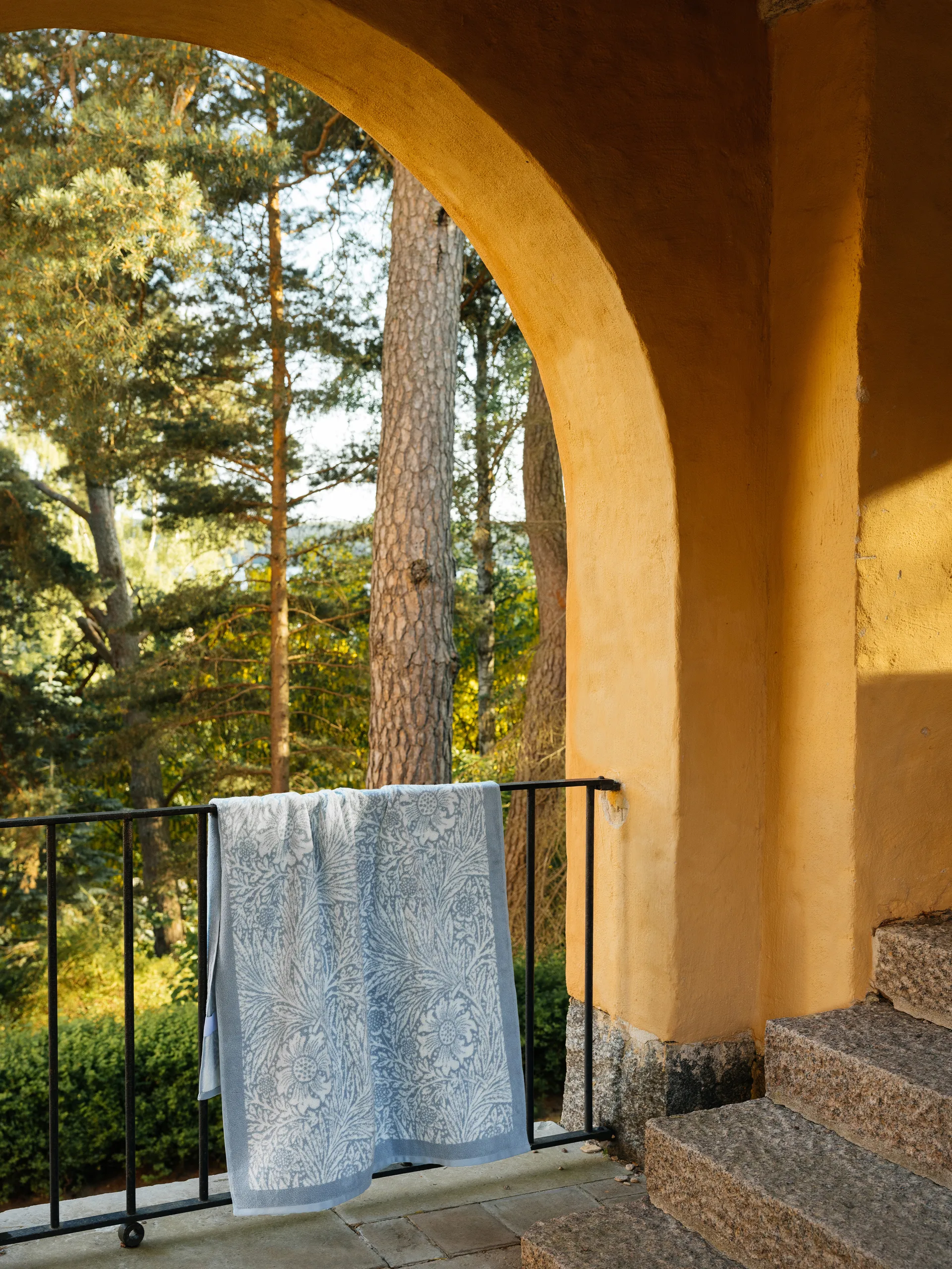 Morris & Co. Marigold Handtuch EKO, Blau, 86x150 cm Mille Notti