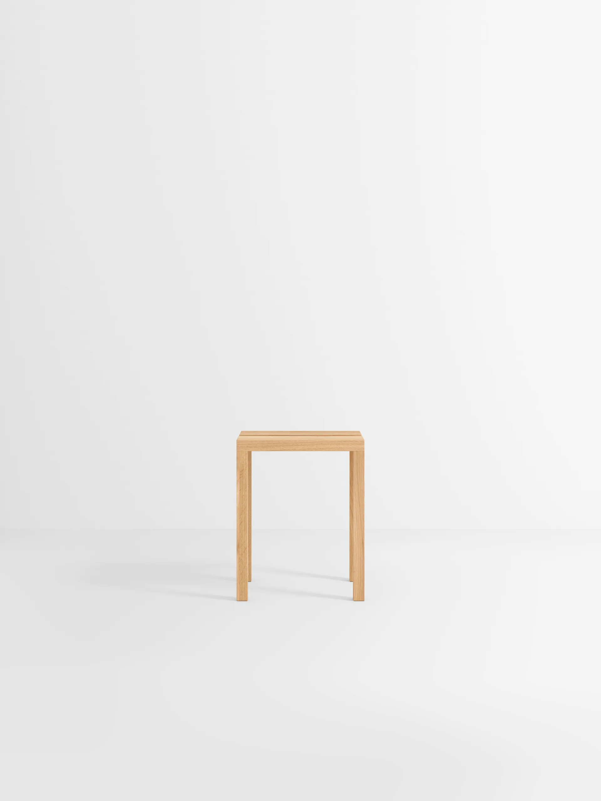 Moebe Peg Hocker 35 x 27,5 x 44cm, Eiche MOEBE