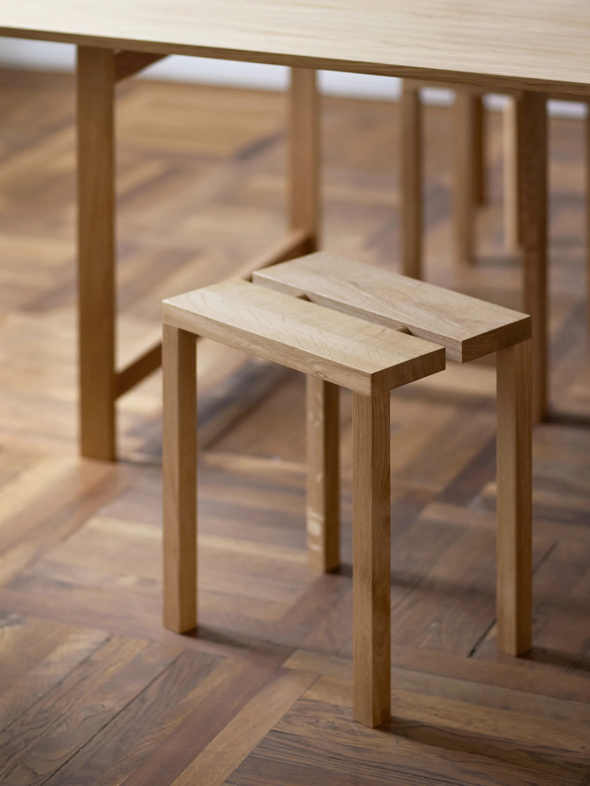 Moebe Peg Hocker 35 x 27,5 x 44cm, Eiche MOEBE