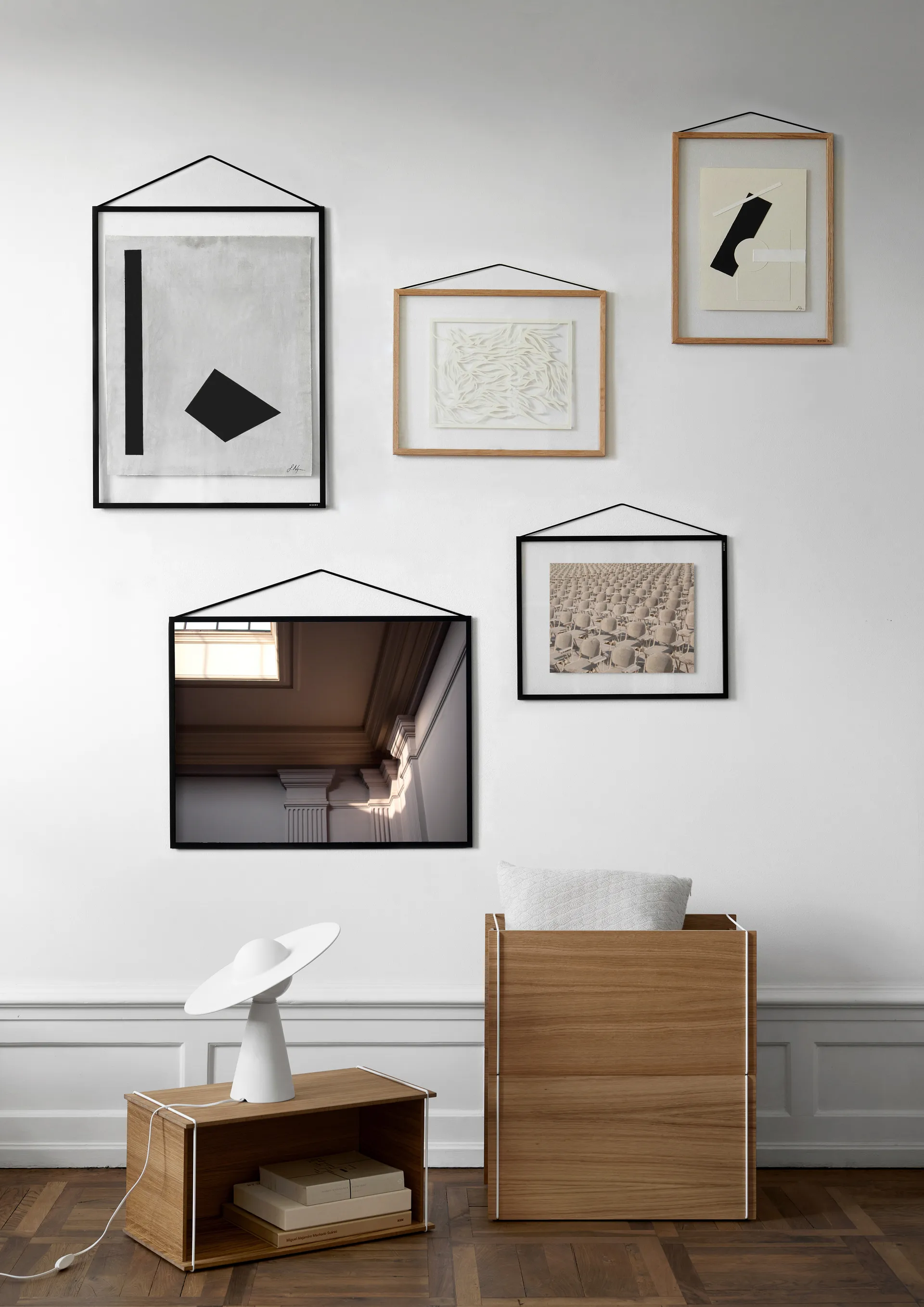 Moebe Rahmen aus Eiche 40 x 50 cm, Transparent, Wood, Black MOEBE