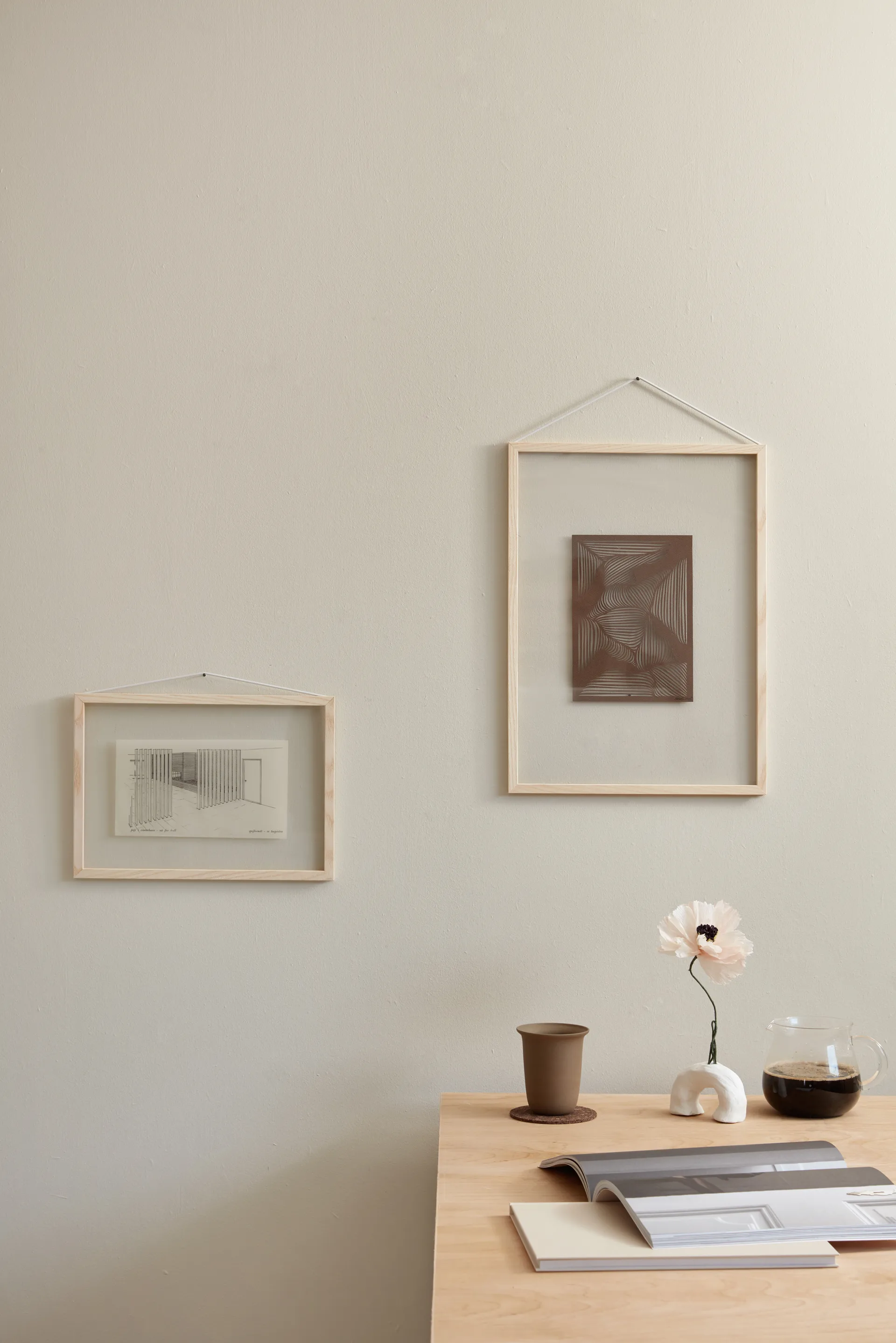 Moebe Rahmen aus Esche A4 23,2 x 31,7 cm, Transparent, Wood, Black MOEBE