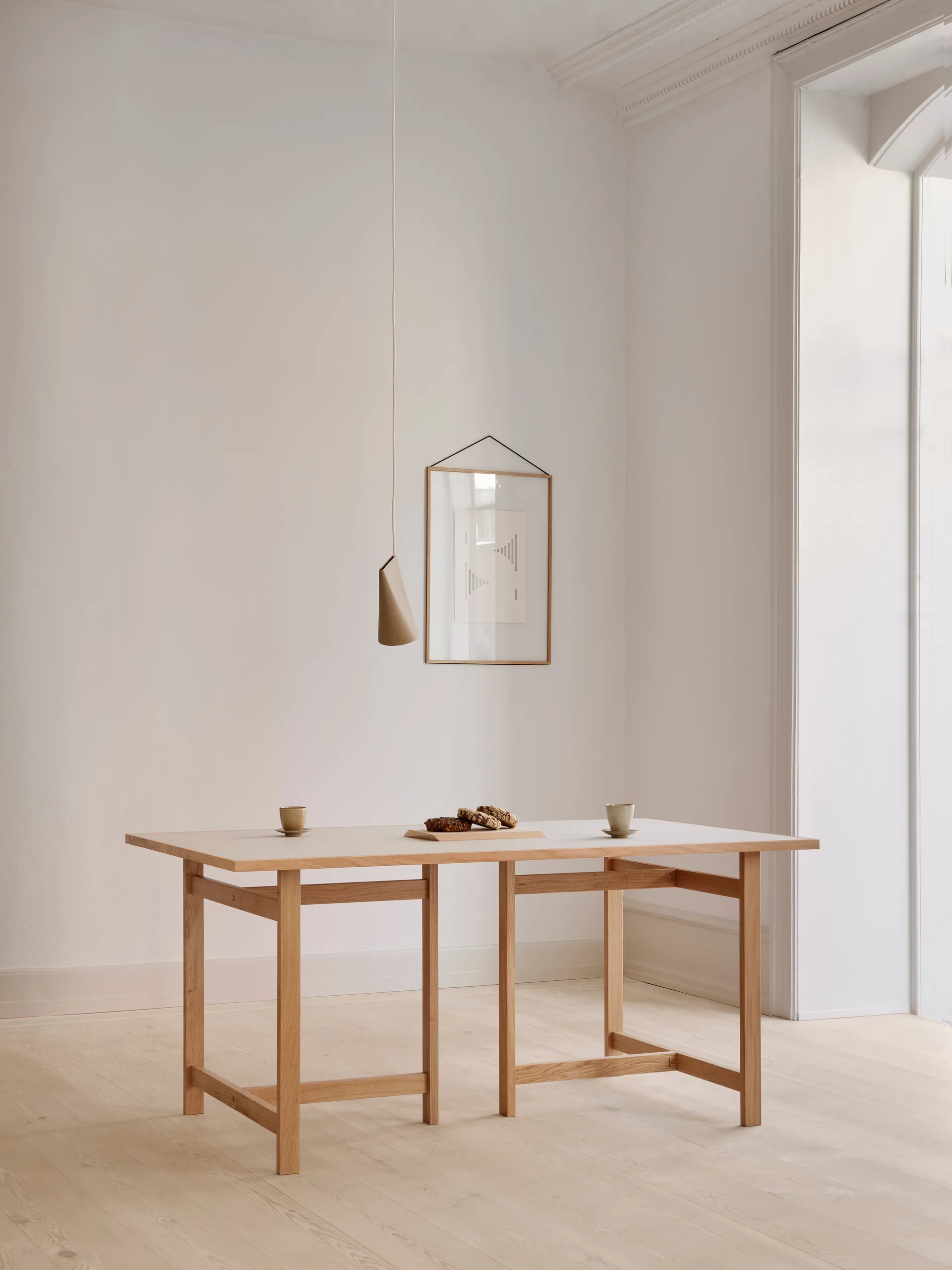 Moebe rechteckiger Esstisch, Light grey, 220x90 cm MOEBE