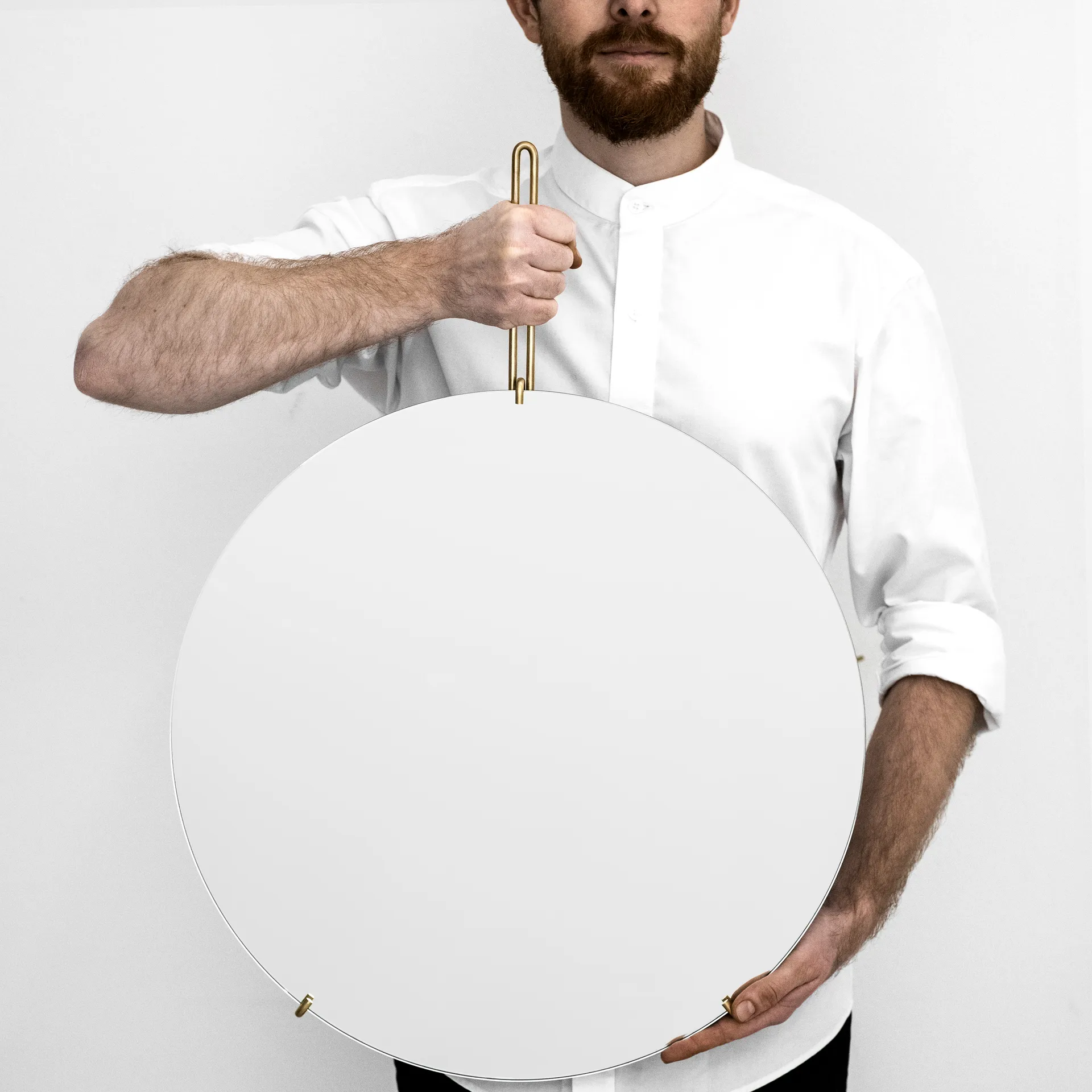 Moebe Wall mirror Ø 50cm, Messing MOEBE