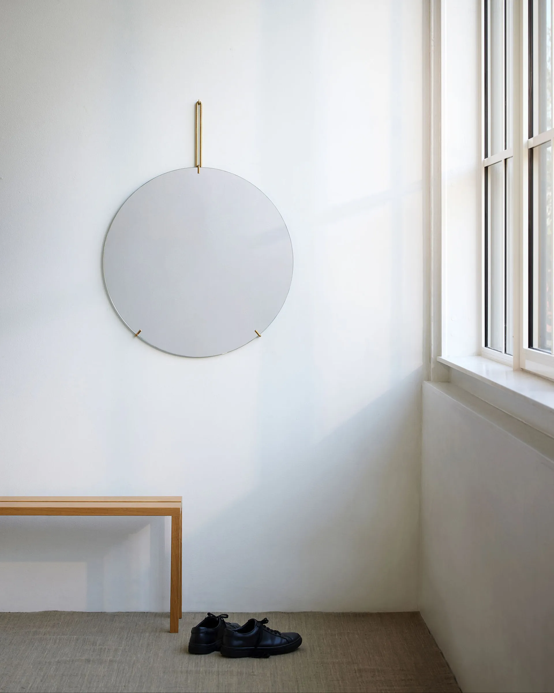 Moebe Wandspegel Ø70 cm, Stainless steel MOEBE
