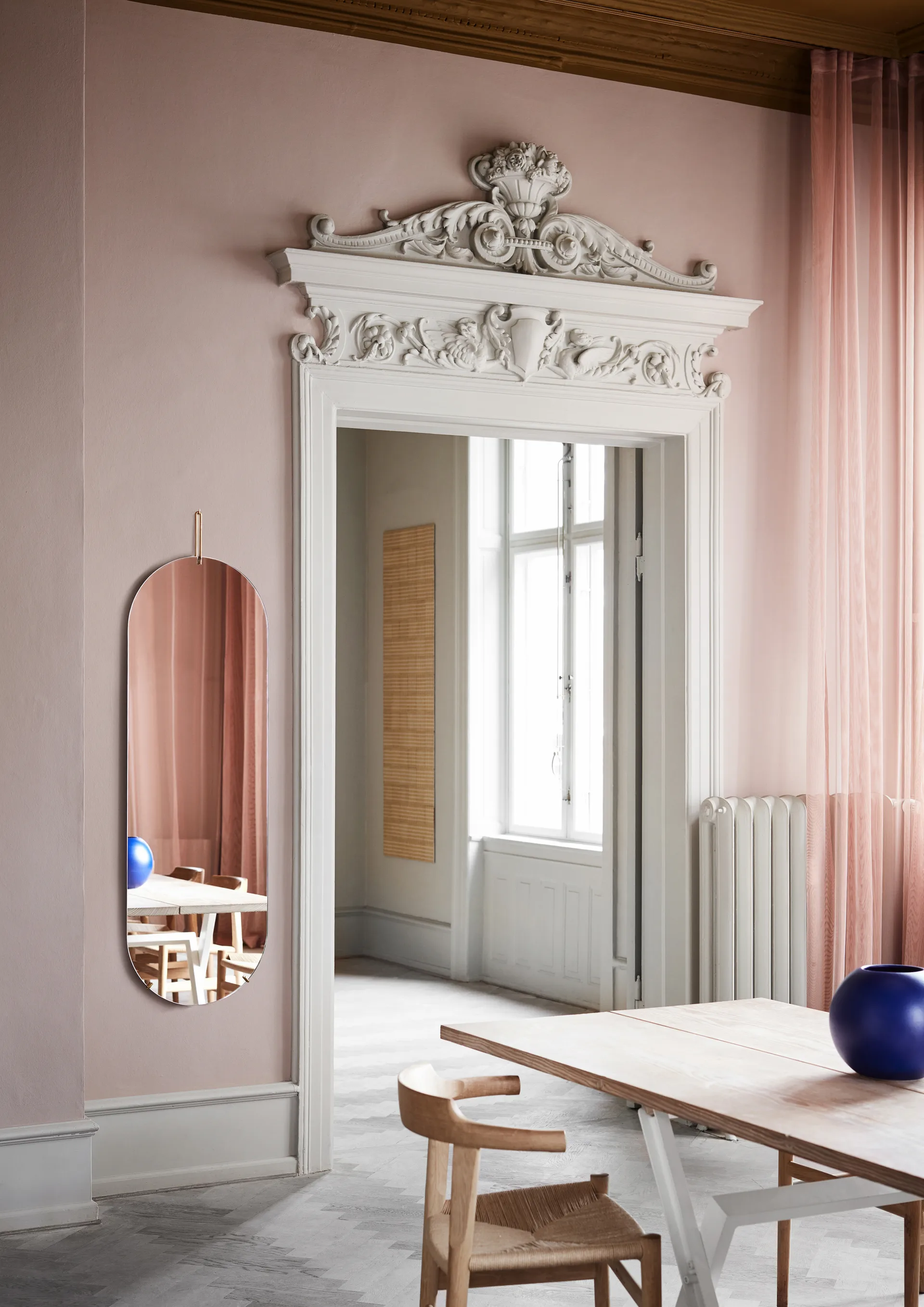 Wandspiegel 40,4 x 146,9 cm, Brass MOEBE