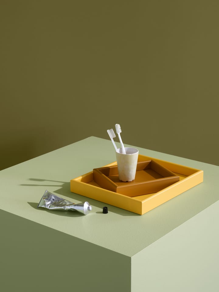 Arrange Tablett klein 17,3x21,4 cm, Amber Montana