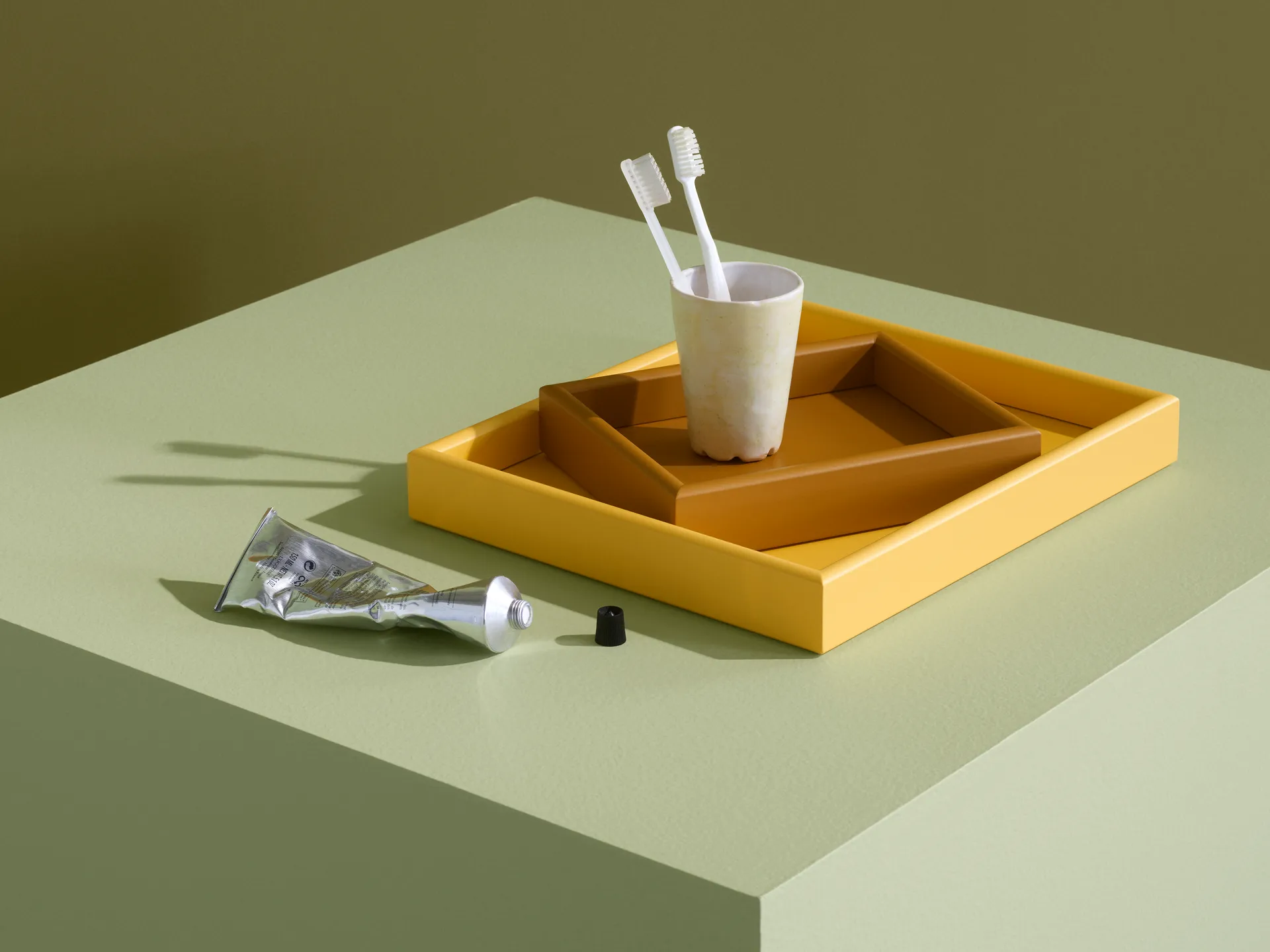 Arrange Tablett medium 27,3x32,6 cm, Acacia Montana