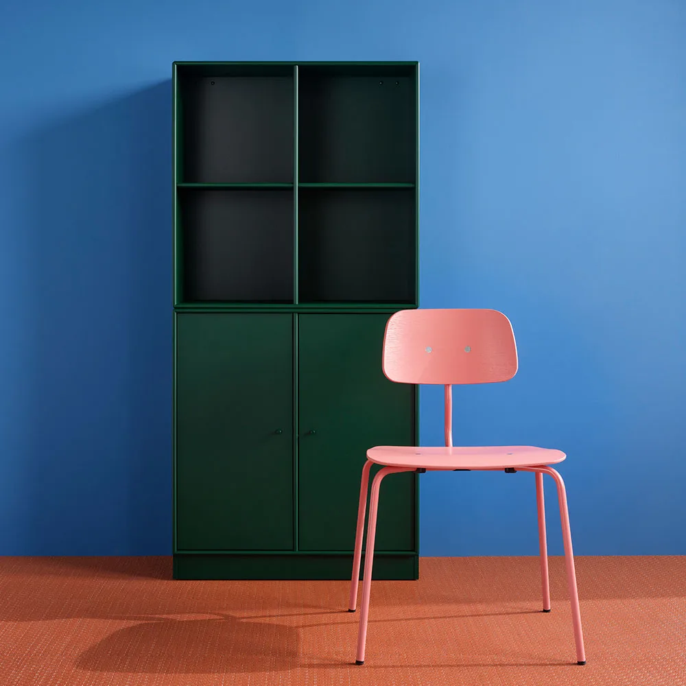 Kevi 2060 Stuhl, Gestell azure lackiert, Eschenholz gebeizt Montana