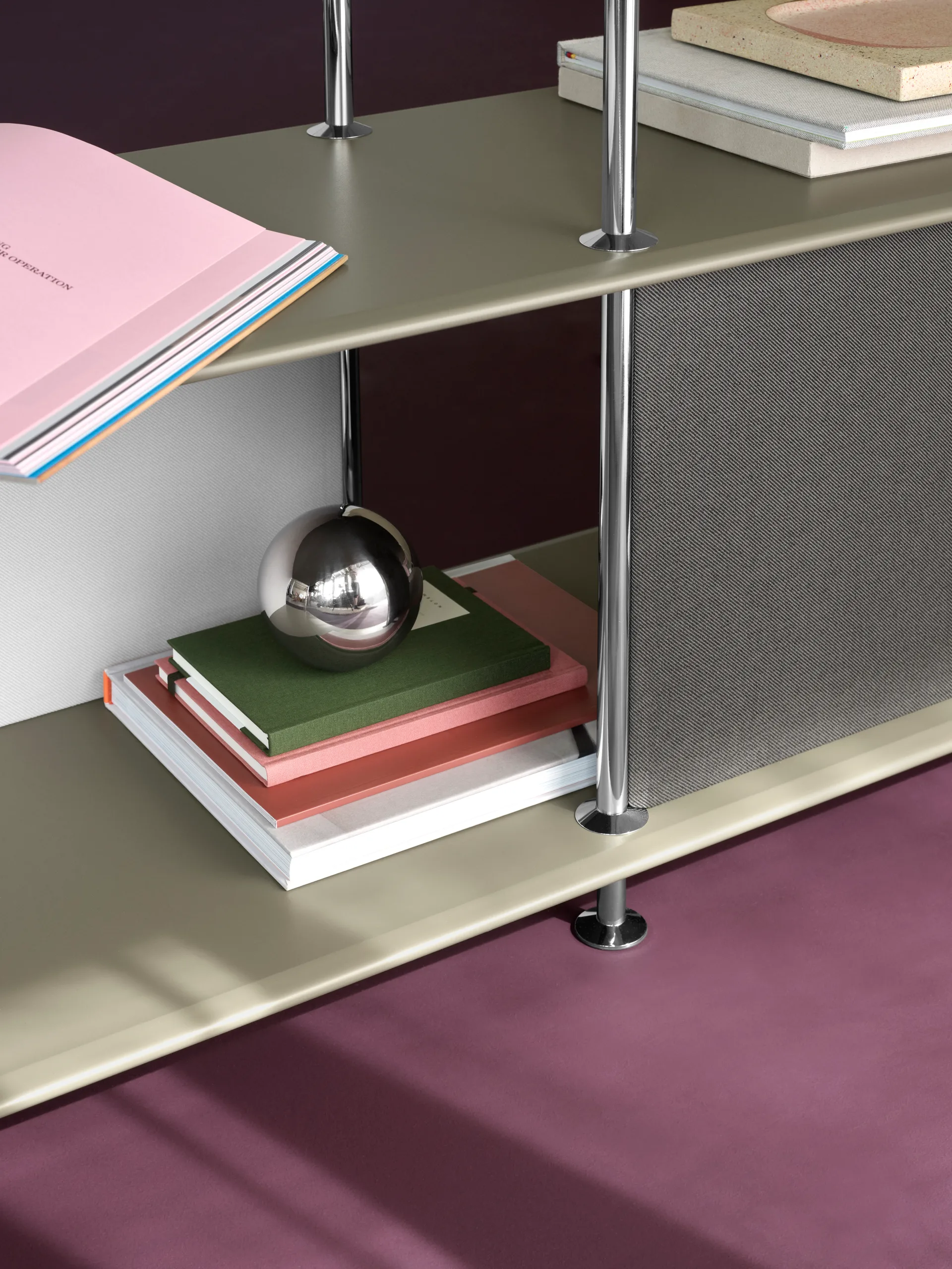 Montana Free 555000 Wandregal, 144 Fennel structured-chrome Montana