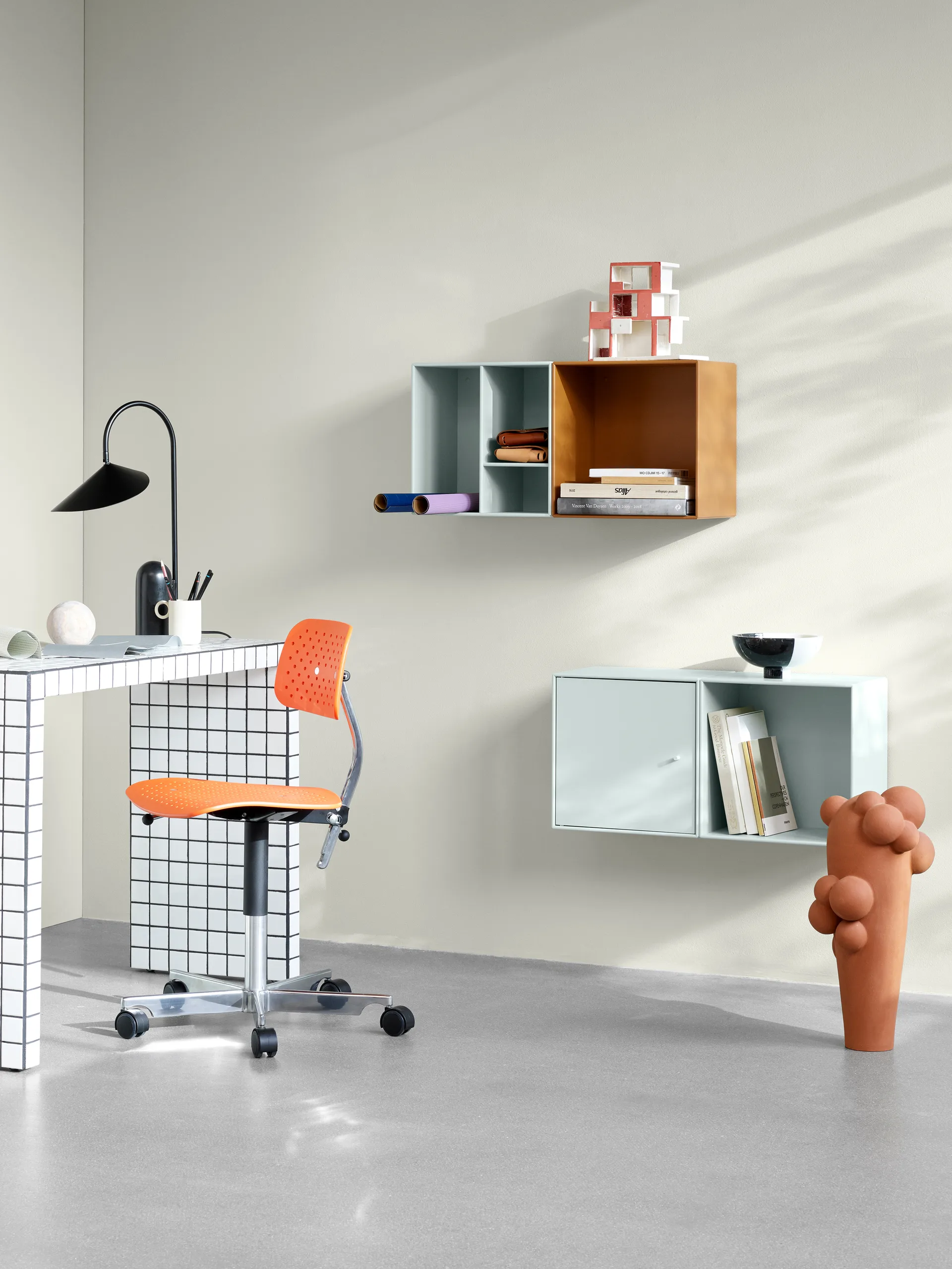 Montana Mini 1002 Wandregal 35 x 35cm, Mist Montana