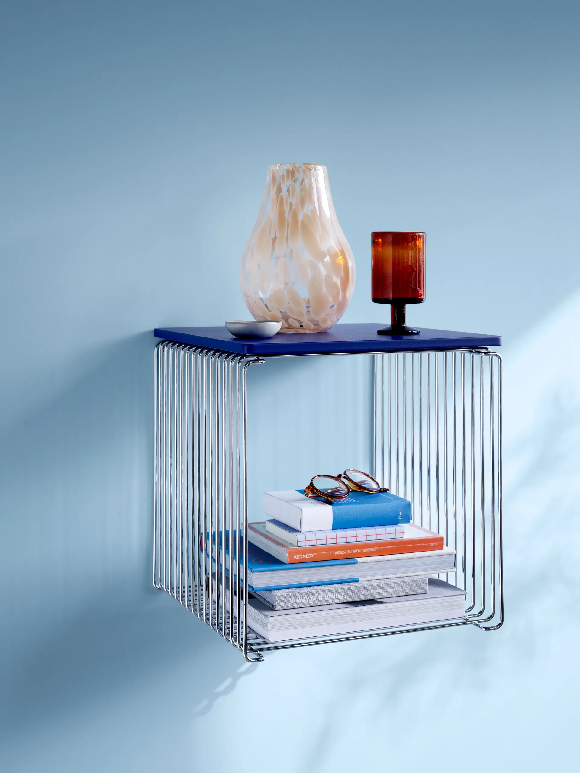 Panton Wire Regalbrett 33 x 34,8cm, Monarch Montana