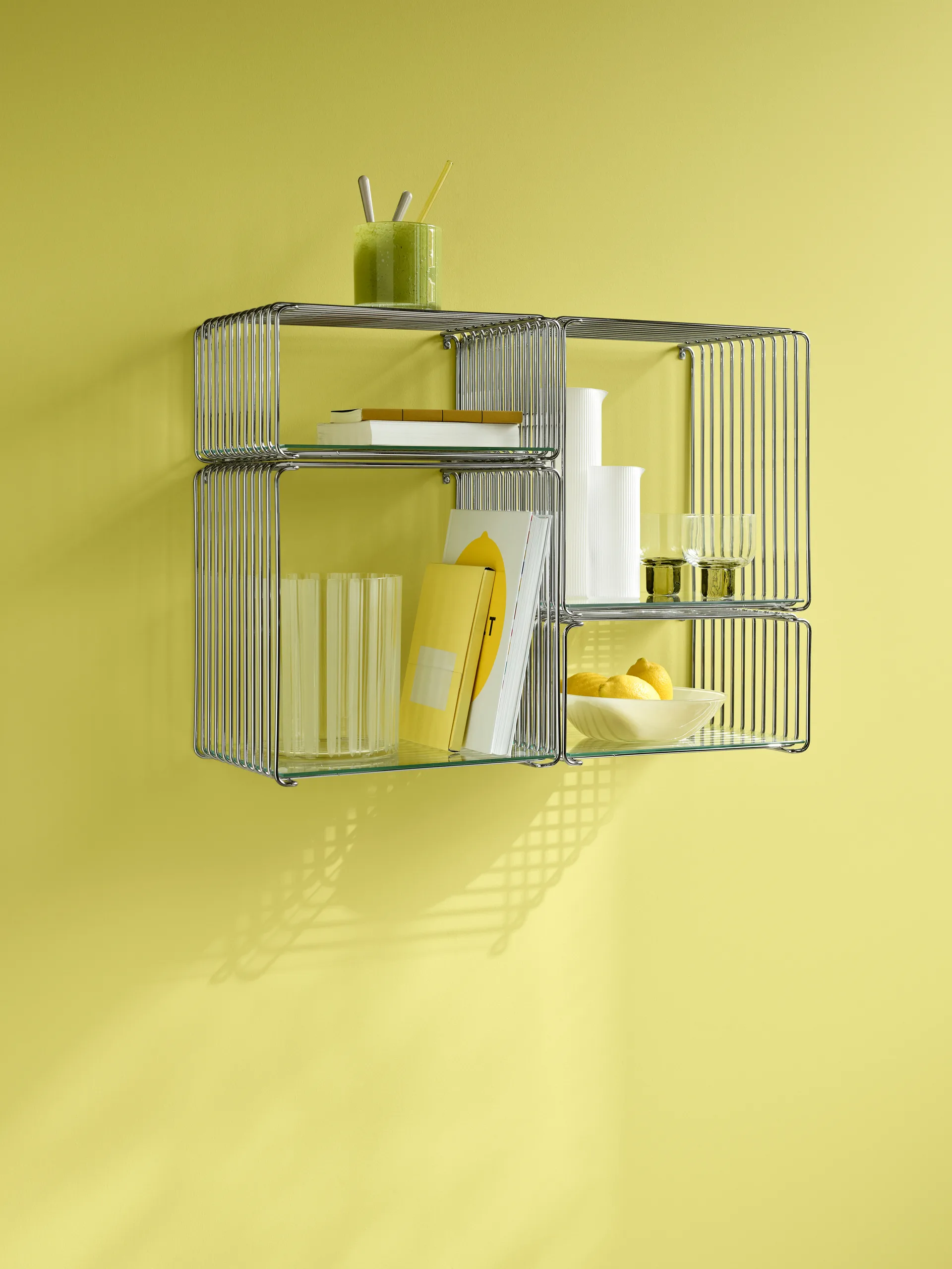 Panton Wire Single Regal 34,8x34,8x25,7 cm, Chrome Montana