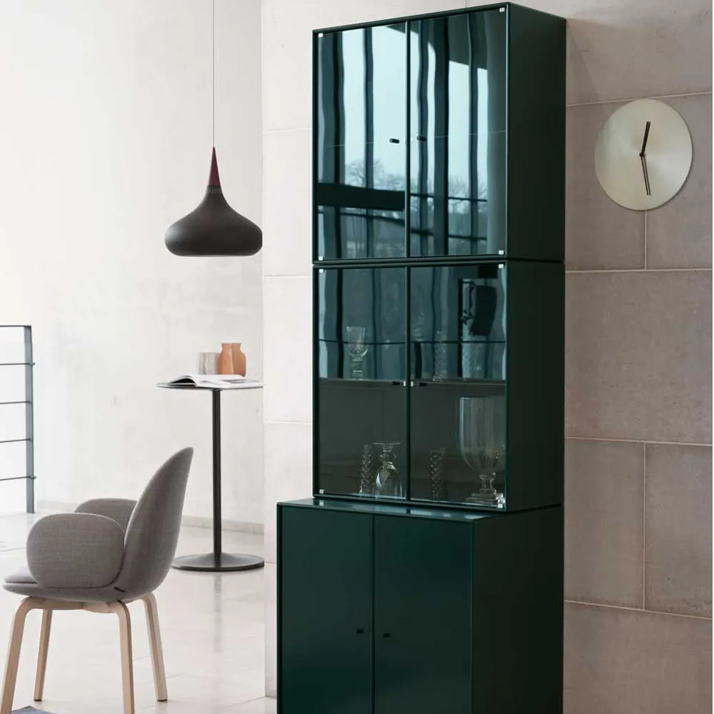 Rise Vitrine, New white 101, mit Sockel Montana