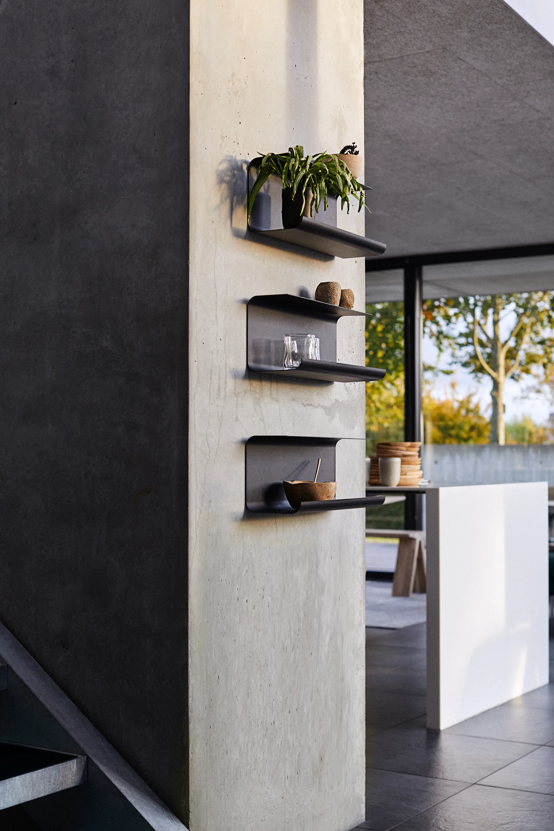 Dublin Wandregal 45cm, Schwarz MUUBS