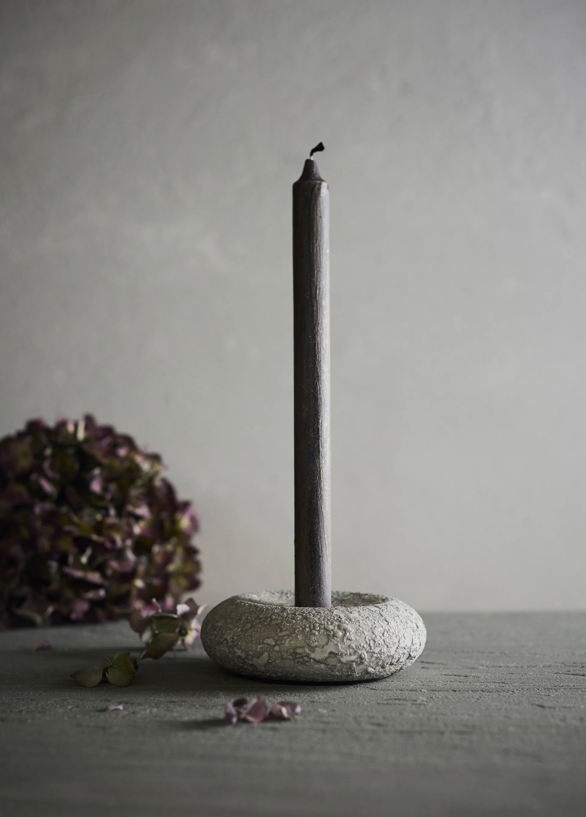 Luna Kerzenhalter, Grey, Ø13×4,8 cm MUUBS