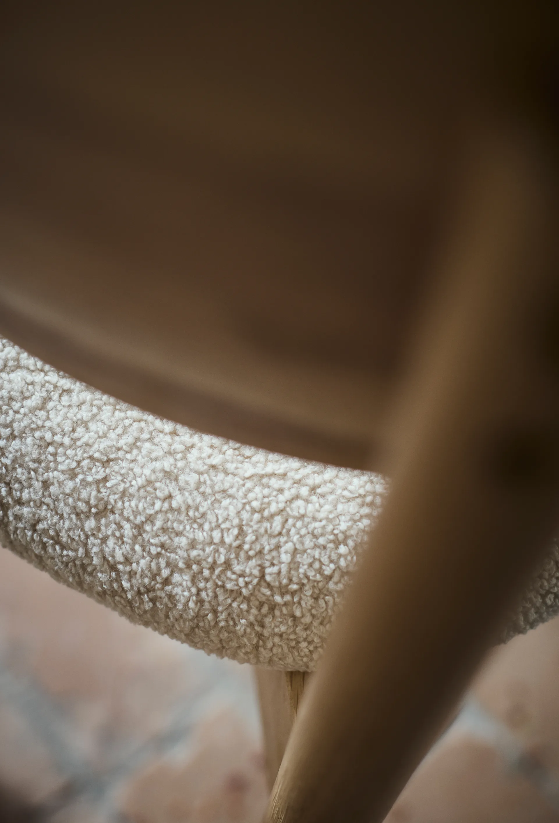Oka Stuhl, Naturgeölte Eiche, sand MUUBS