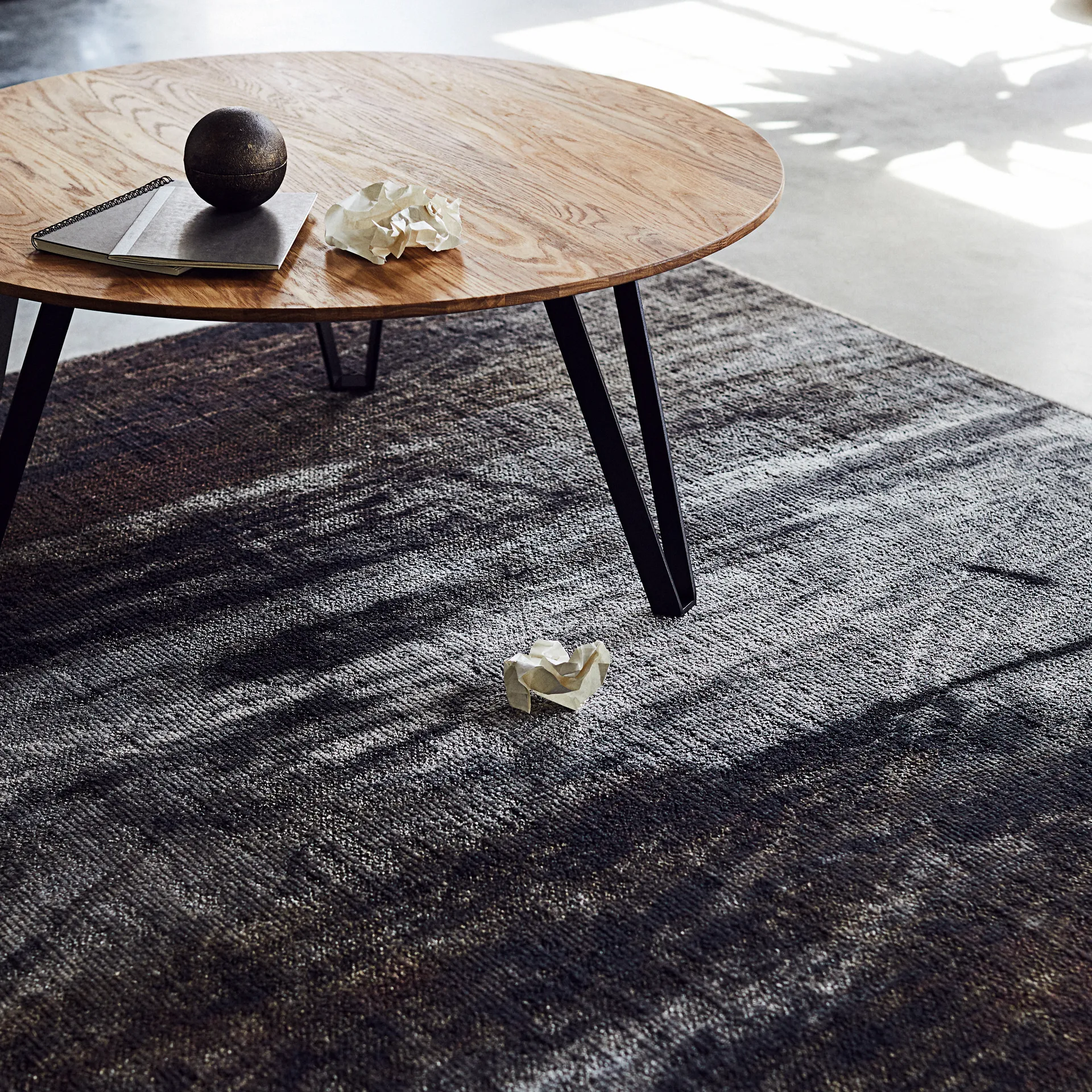 Space Beistelltisch Ø90cm, Eiche MUUBS