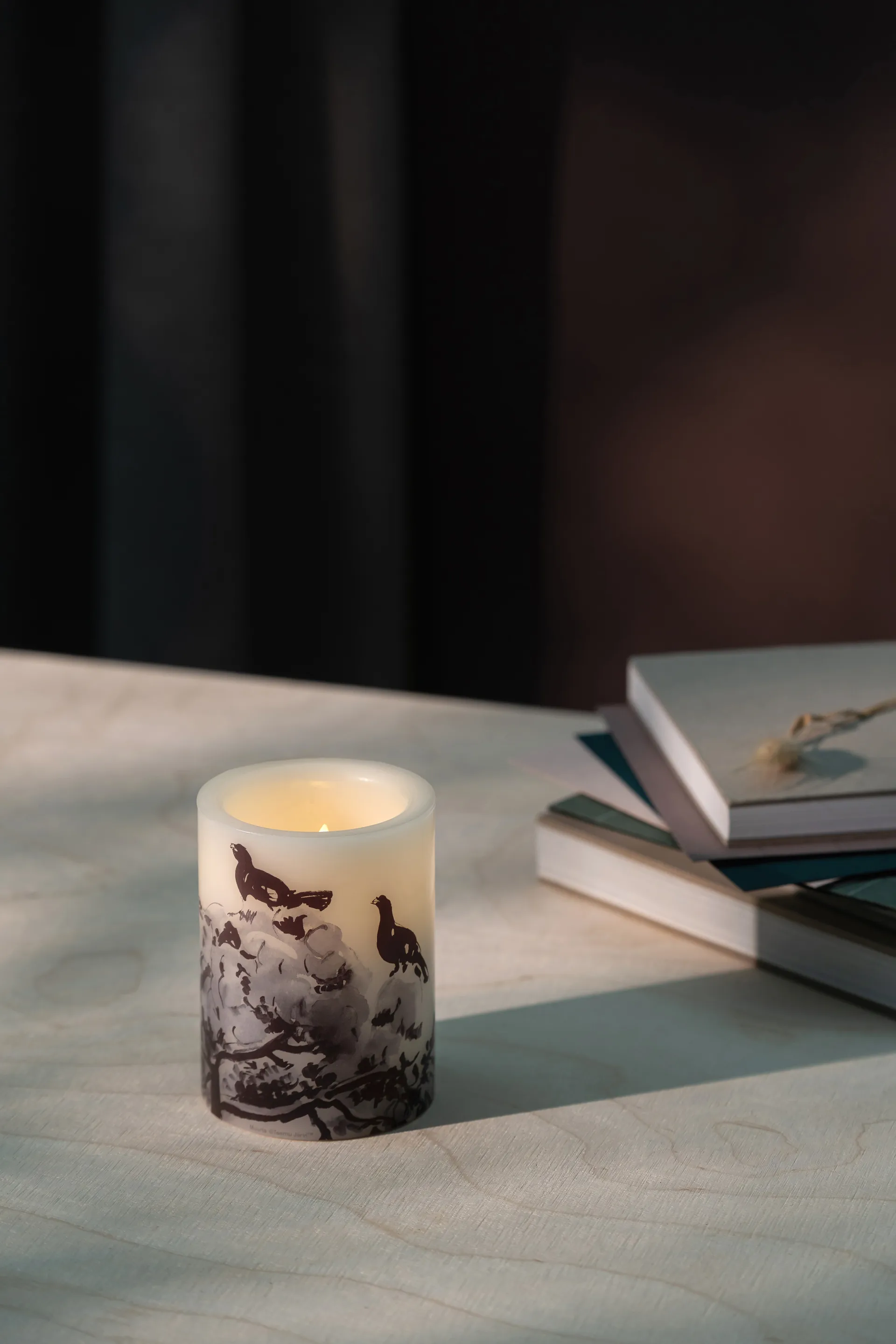 Teemu Järvi x Muurla LED-Licht Ø7,5x10 cm, Winter Carpercaillie Muurla