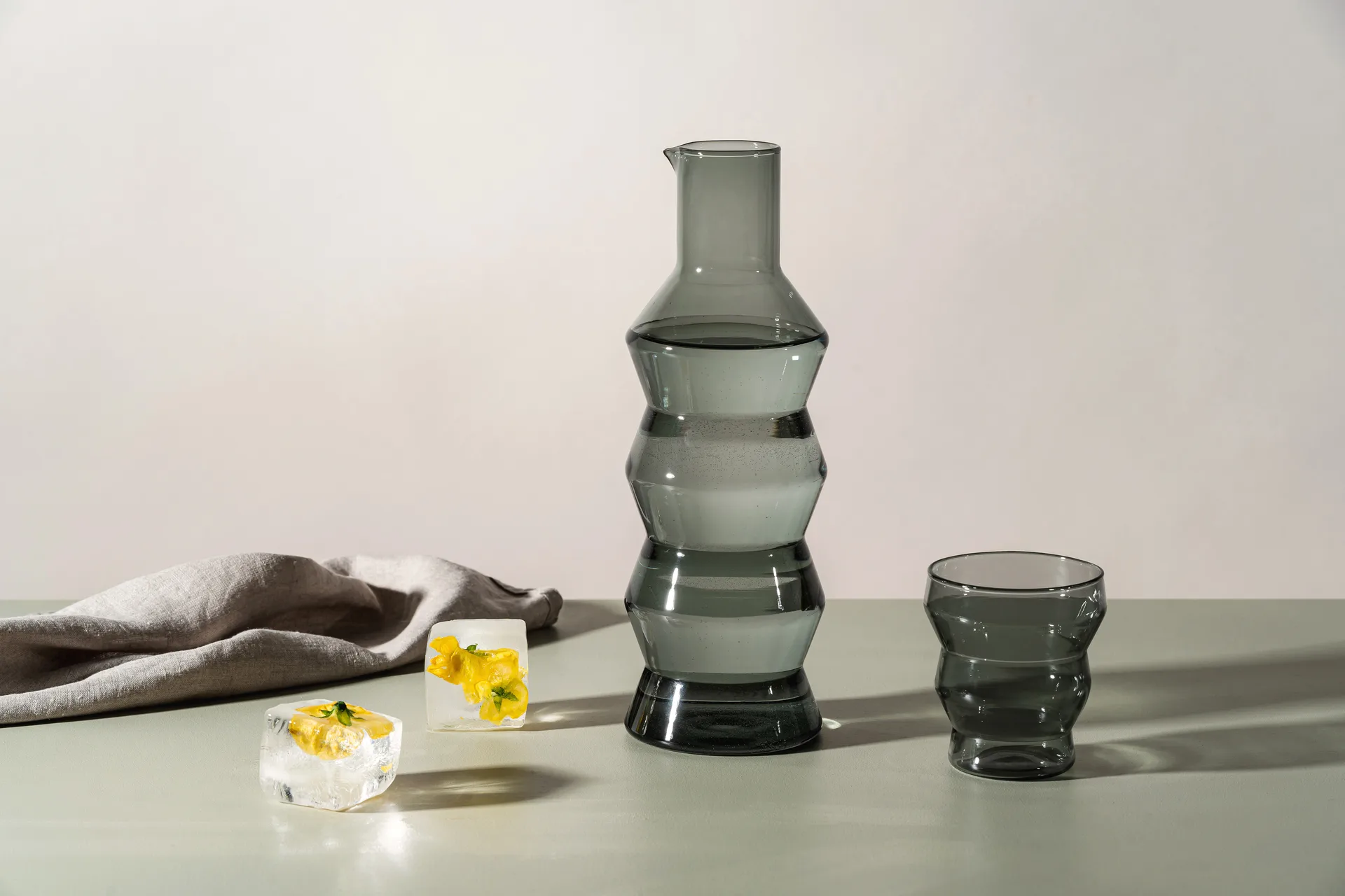 Waves Trinkglas 30 cl, Grau Muurla