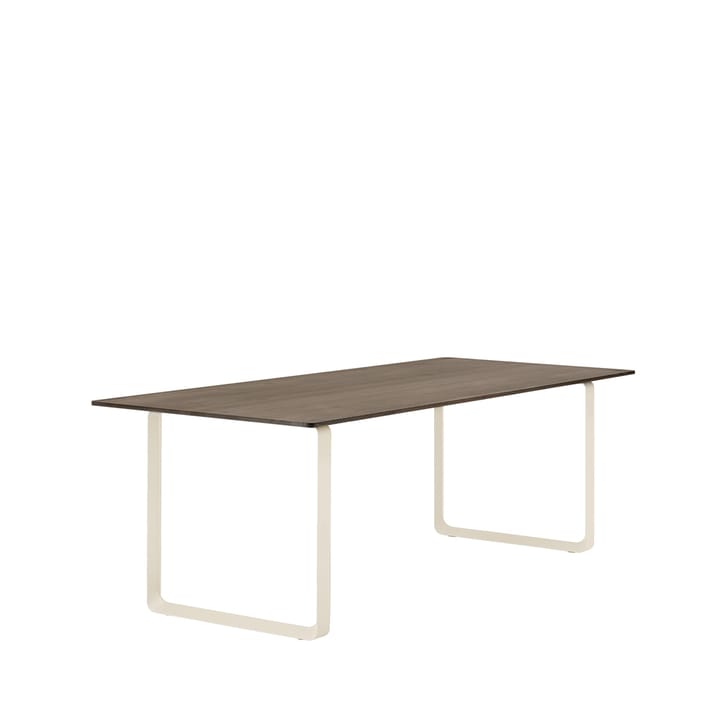 70/70 Esstisch 225 x 90cm, Solid Smoked oak-Sand Muuto