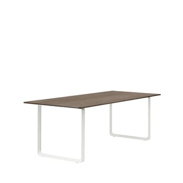 70/70 Esstisch 225 x 90cm - Solid Smoked oak-White - Muuto