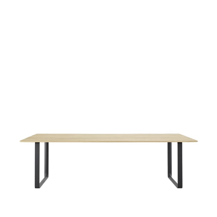 70/70 Esstisch 255 x 108cm - Solid oak-Black - Muuto