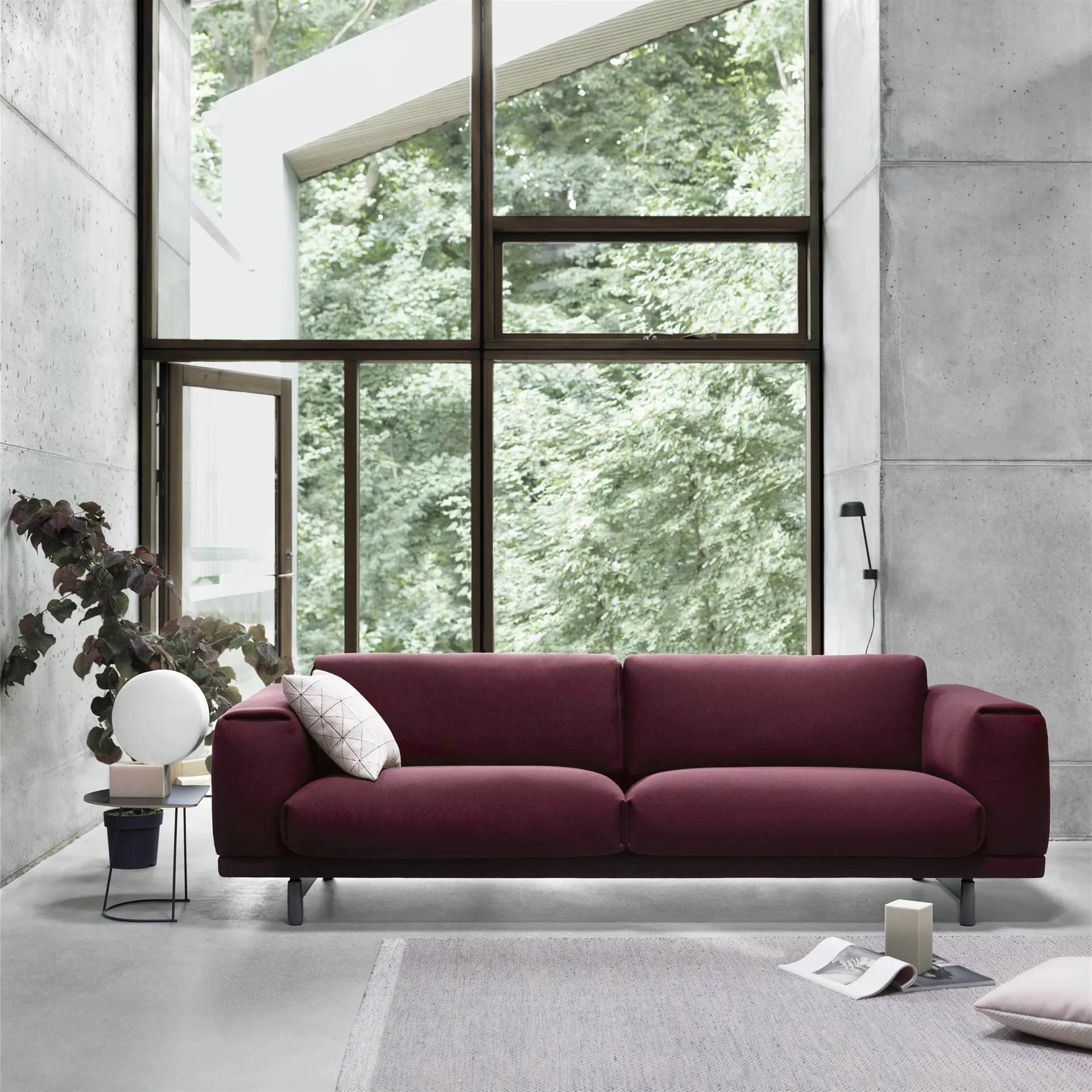 Airy Beistelltisch half size, Schwarz Muuto