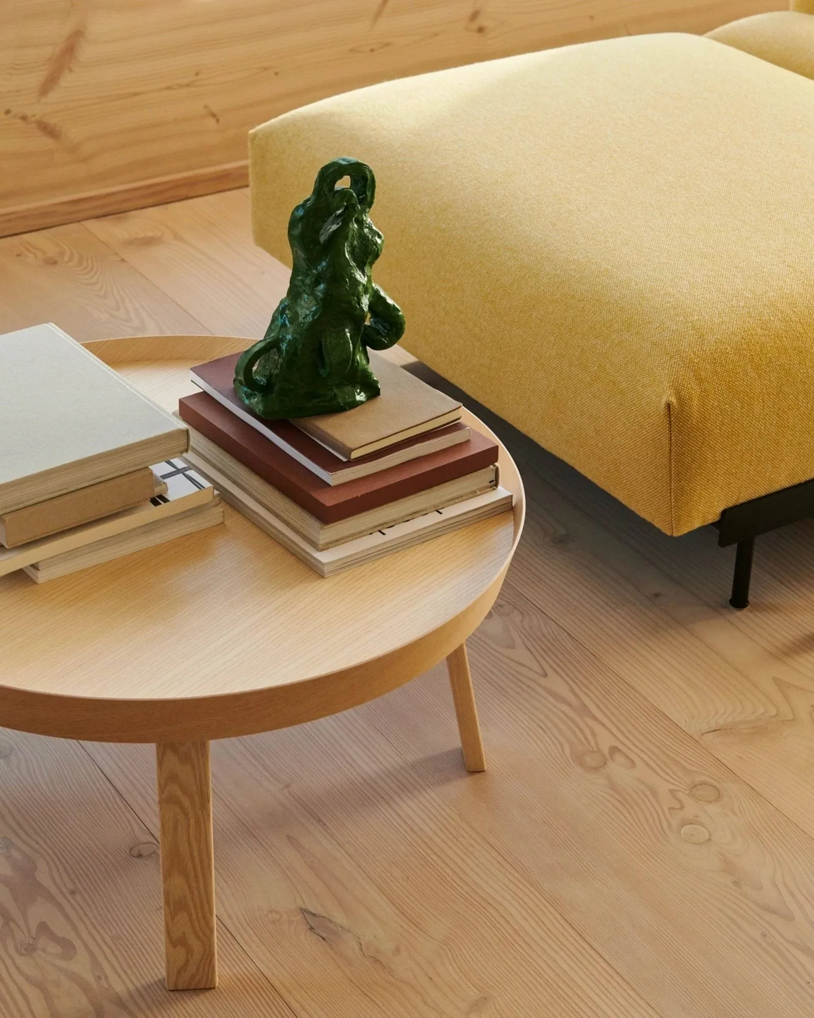 Around Couchtisch groß, Oak Muuto