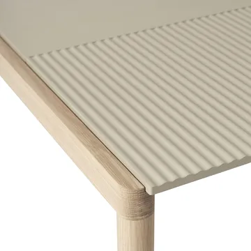 Couple 1 Plain-1 Wavy Couchtisch 80 x 84 x 40cm - Sand-oak - Muuto