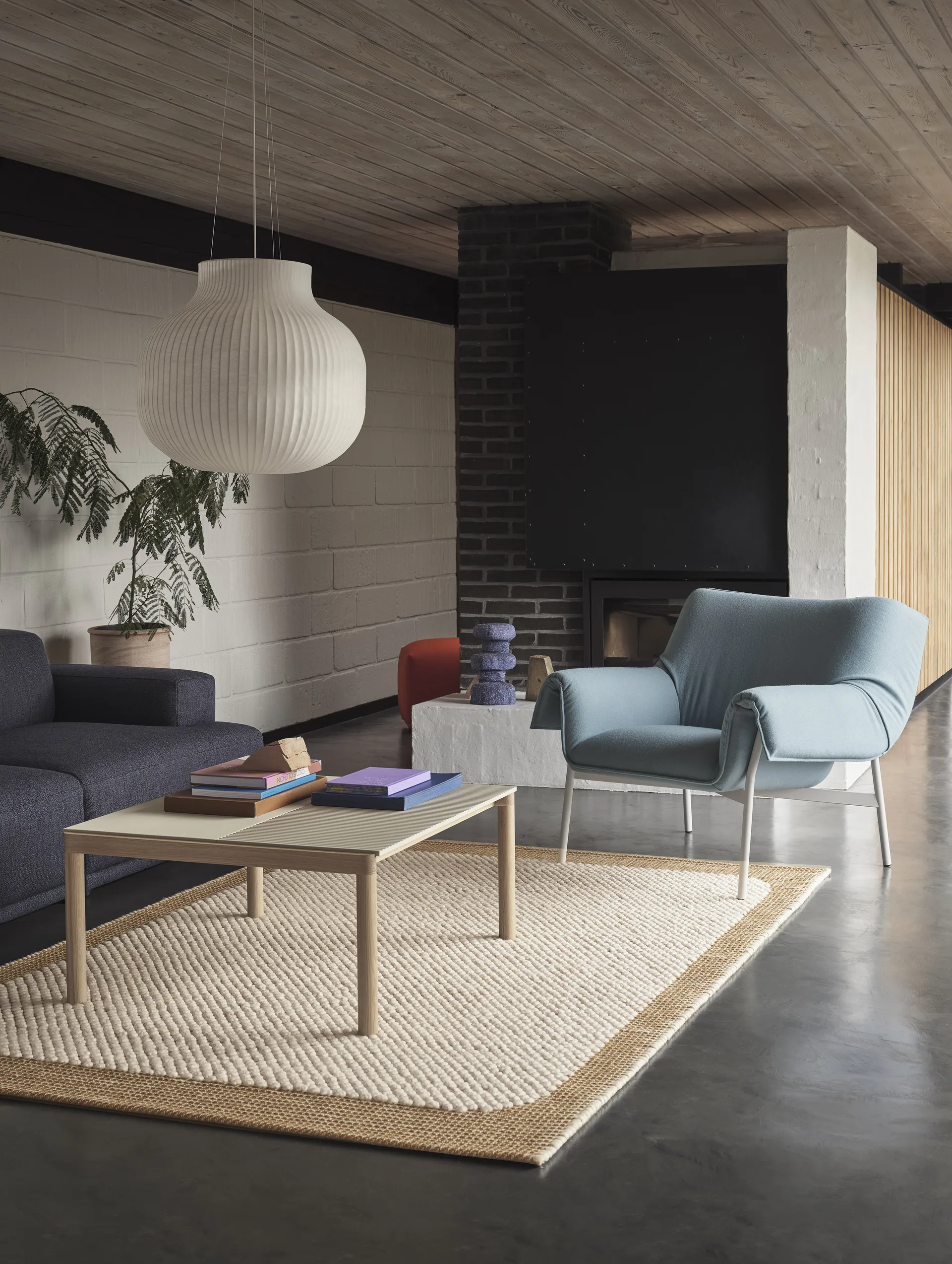 Couple 1 Plain-1 Wavy Couchtisch 80 x 84 x 40cm, Sand-oak Muuto