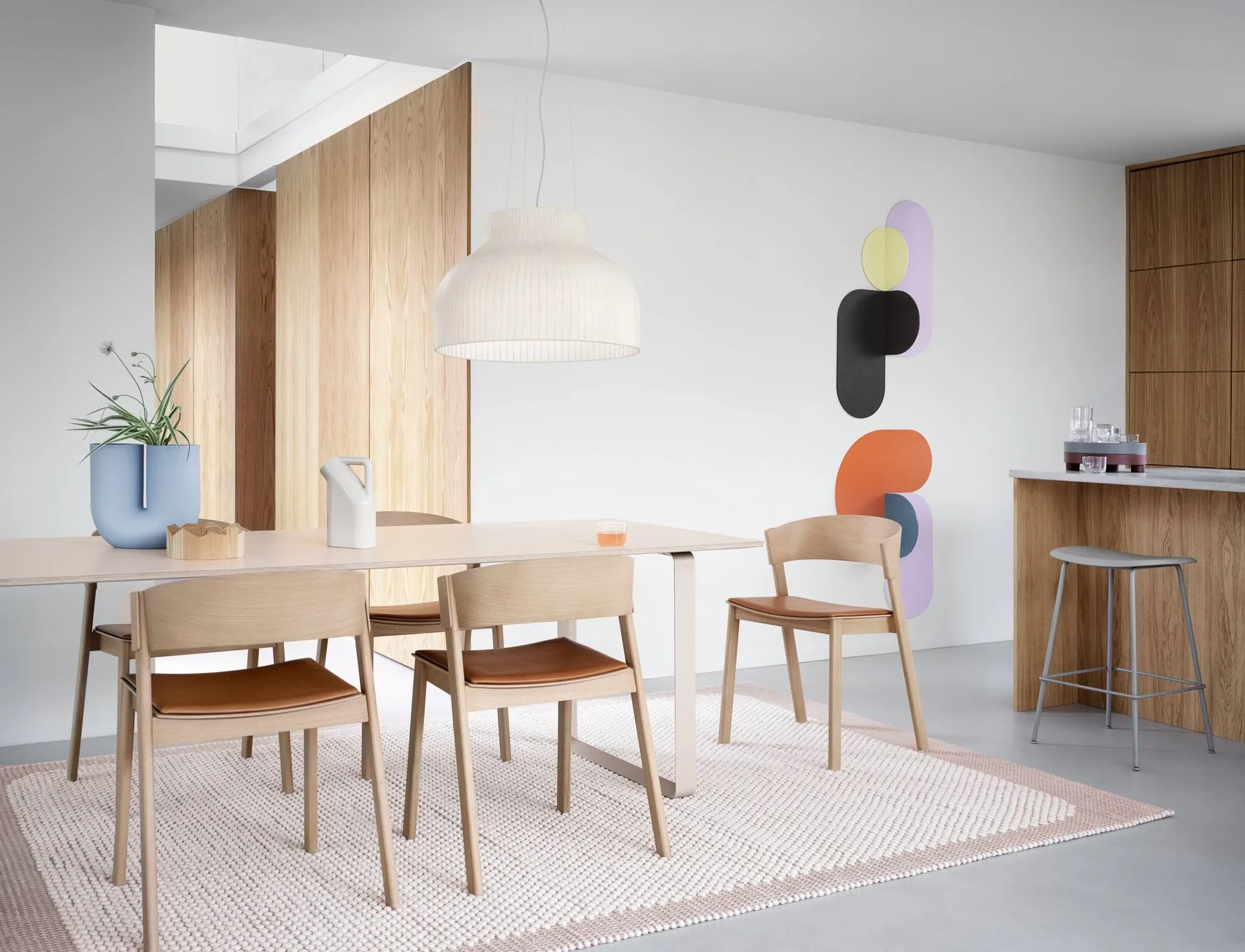 Cover Side Chair leather, Konjak-Eiche Muuto