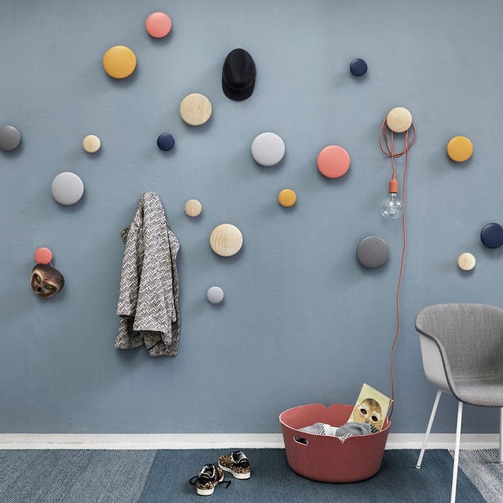 Dots Wandhaken midnight blue (blau) - Groß - Muuto