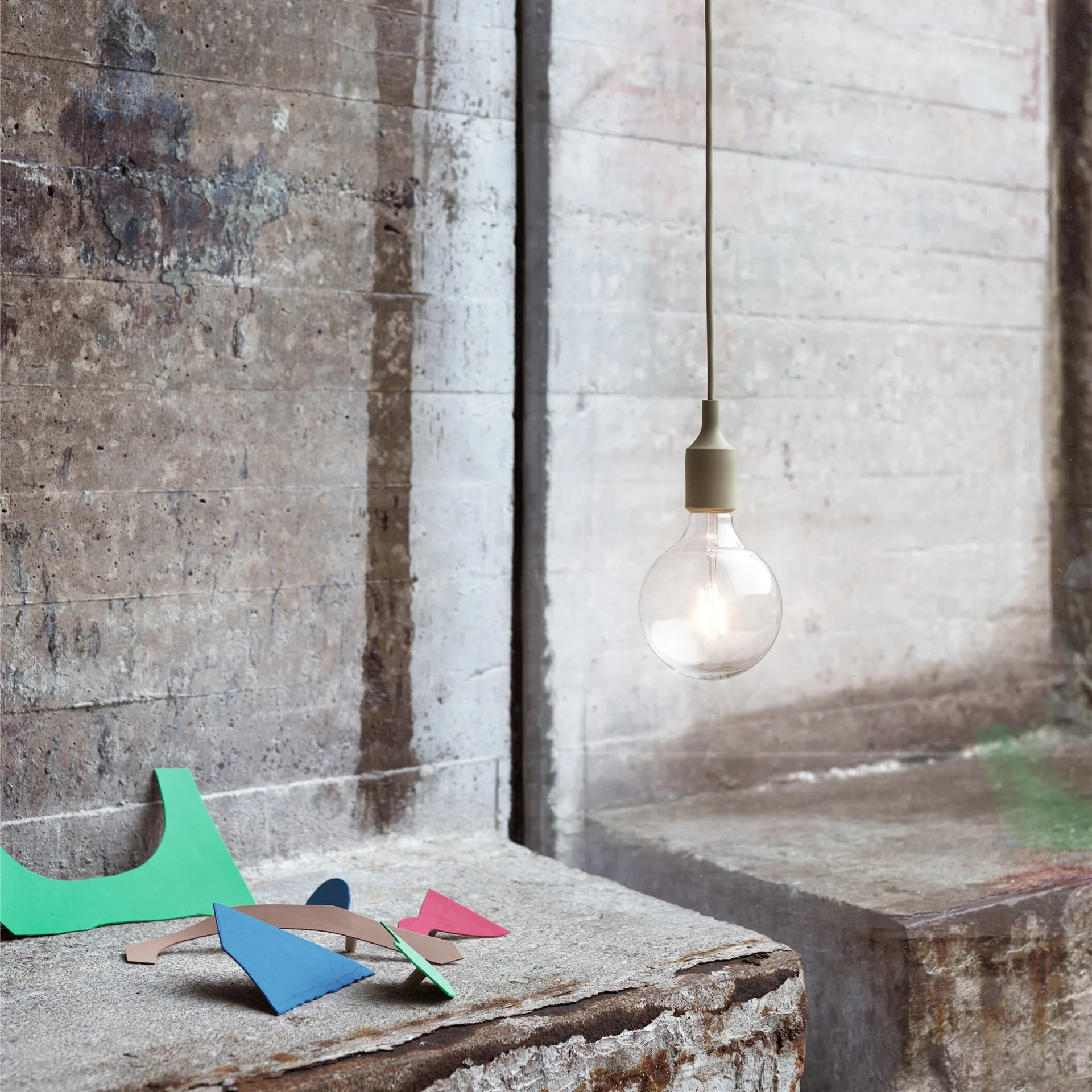 E 27 Lamp Pendelleuchte, Olivgrün Muuto