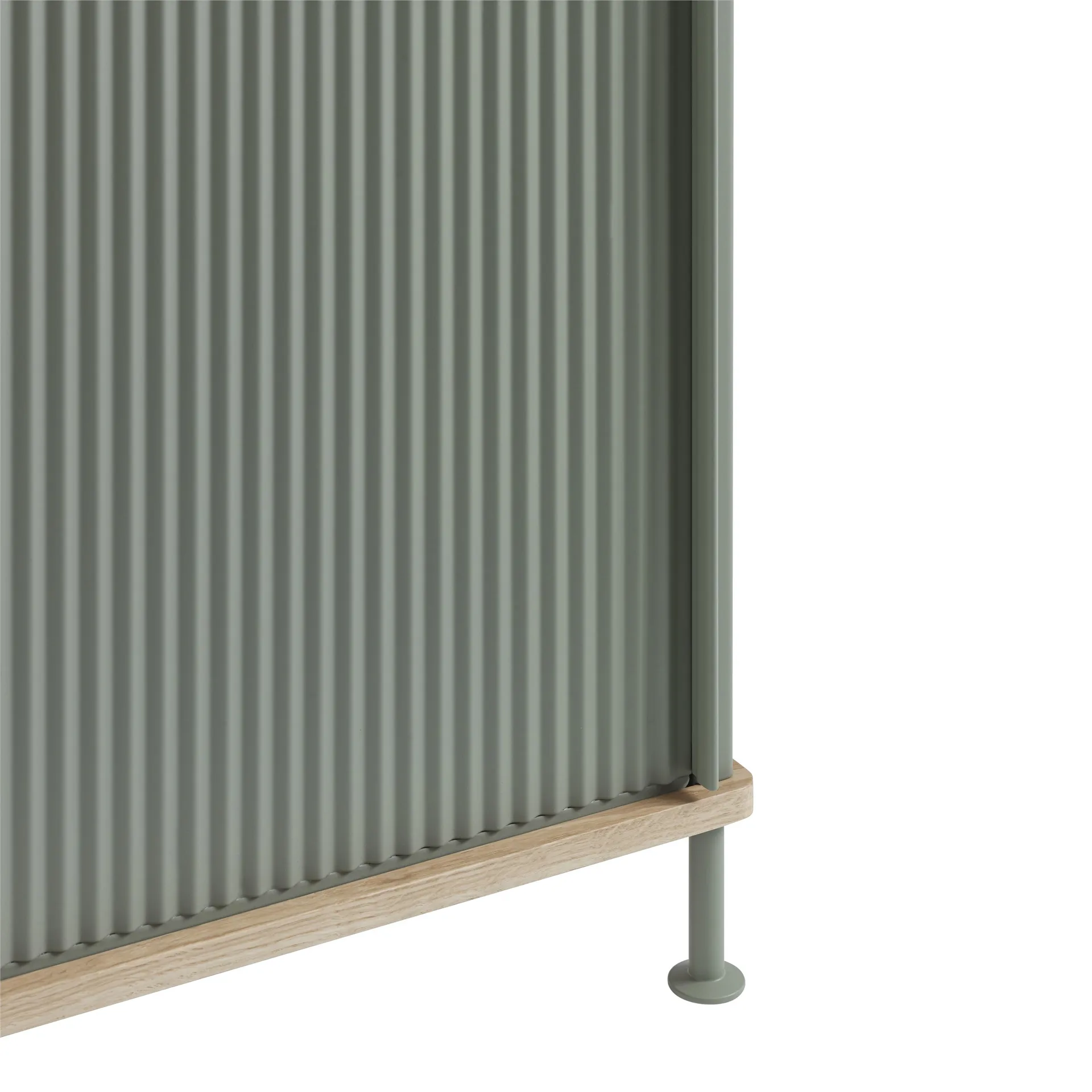 Enfold Sideboard niedrig 125x45x63 cm, Oak-Dusty green Muuto