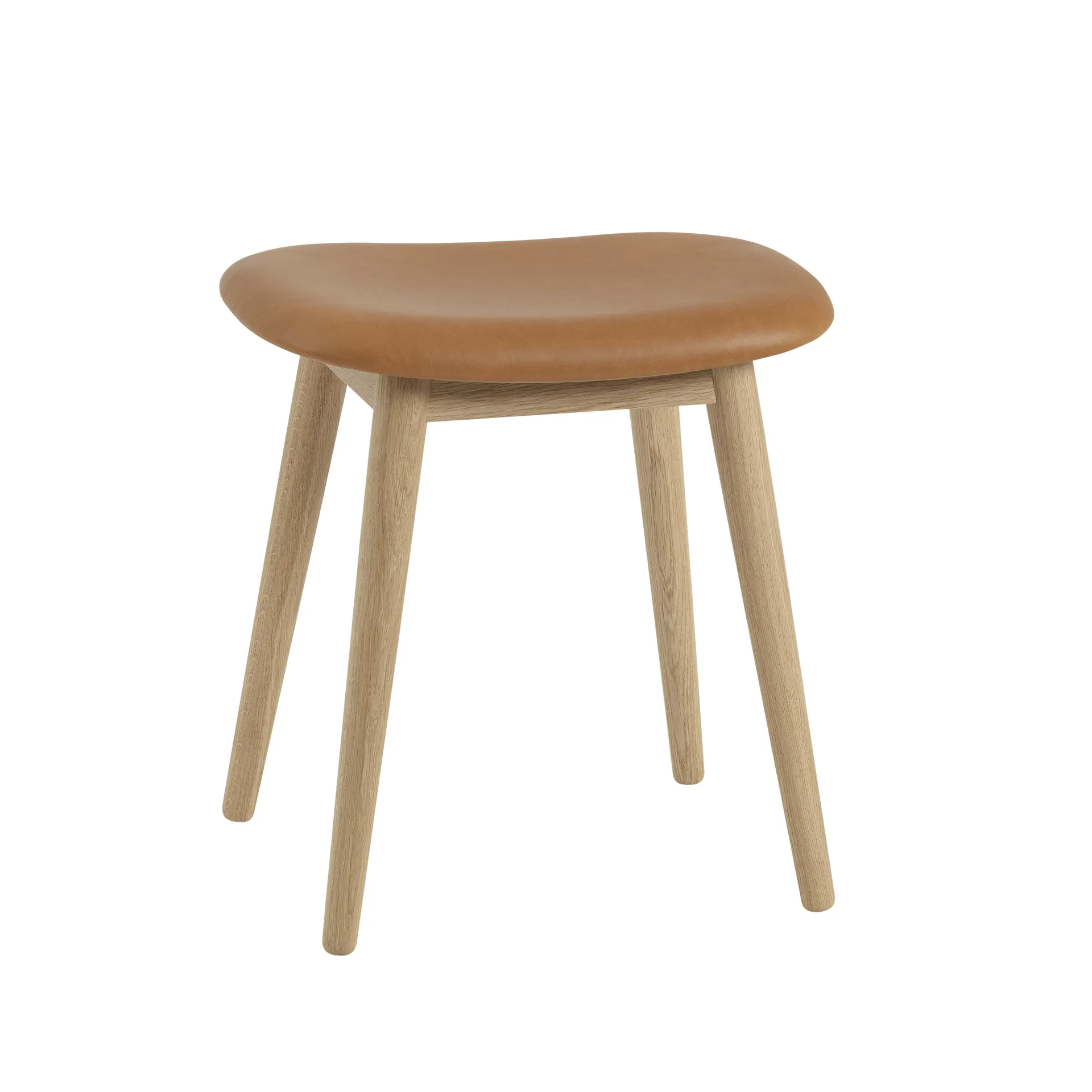 Fiber Hocker, Leder cognac, Eichenholzbeine Muuto