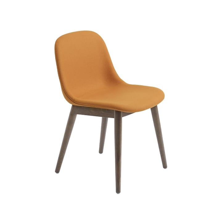 Fiber Stuhl mit Holzbeinen - Stoff hero 451 orange, Braun gebeizte Eichenholzbeine - Muuto