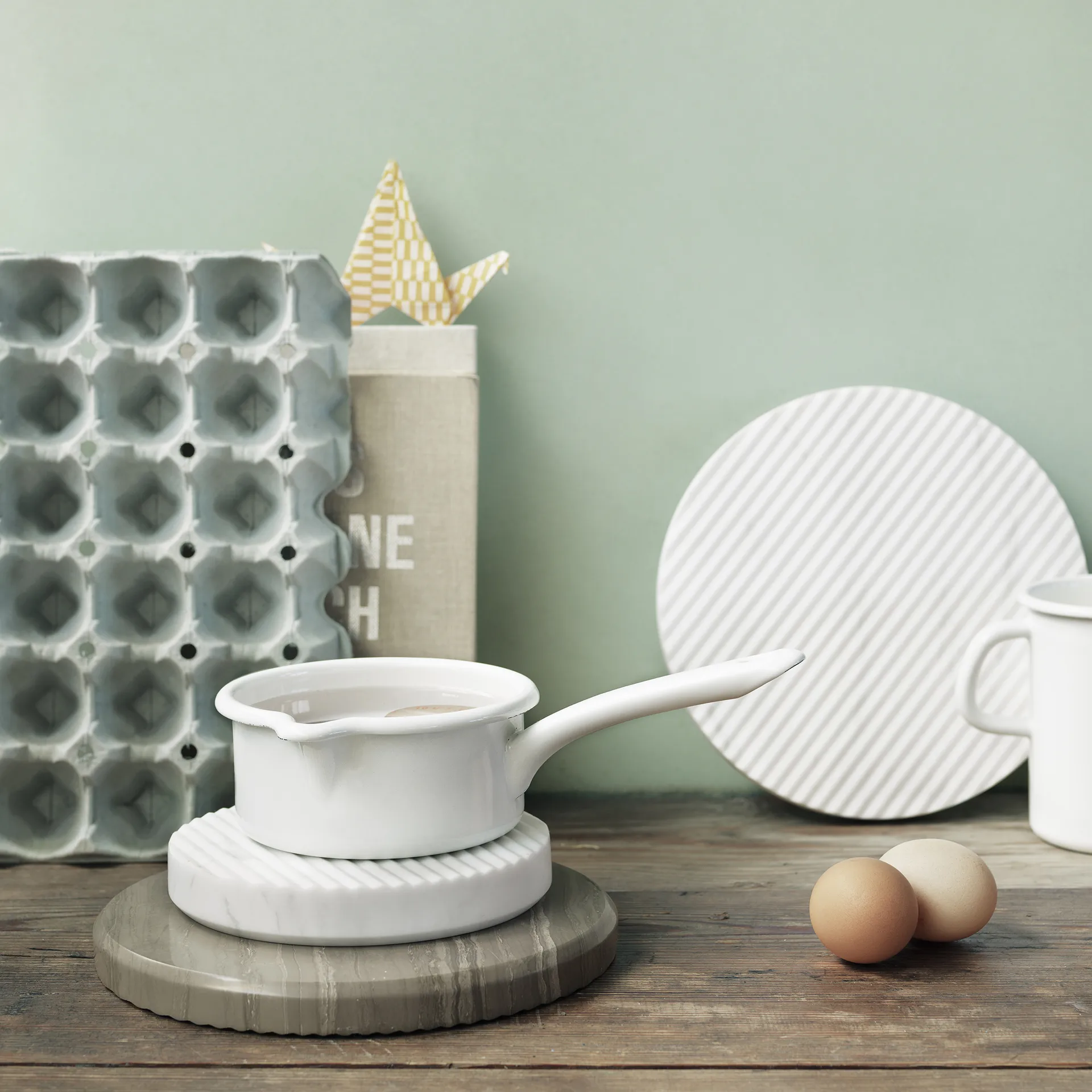 Groove Topfuntersetzer Marmor, Weiß klein Muuto