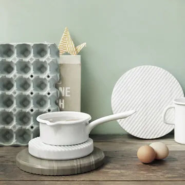 Groove Topfuntersetzer Marmor - Weiß klein - Muuto