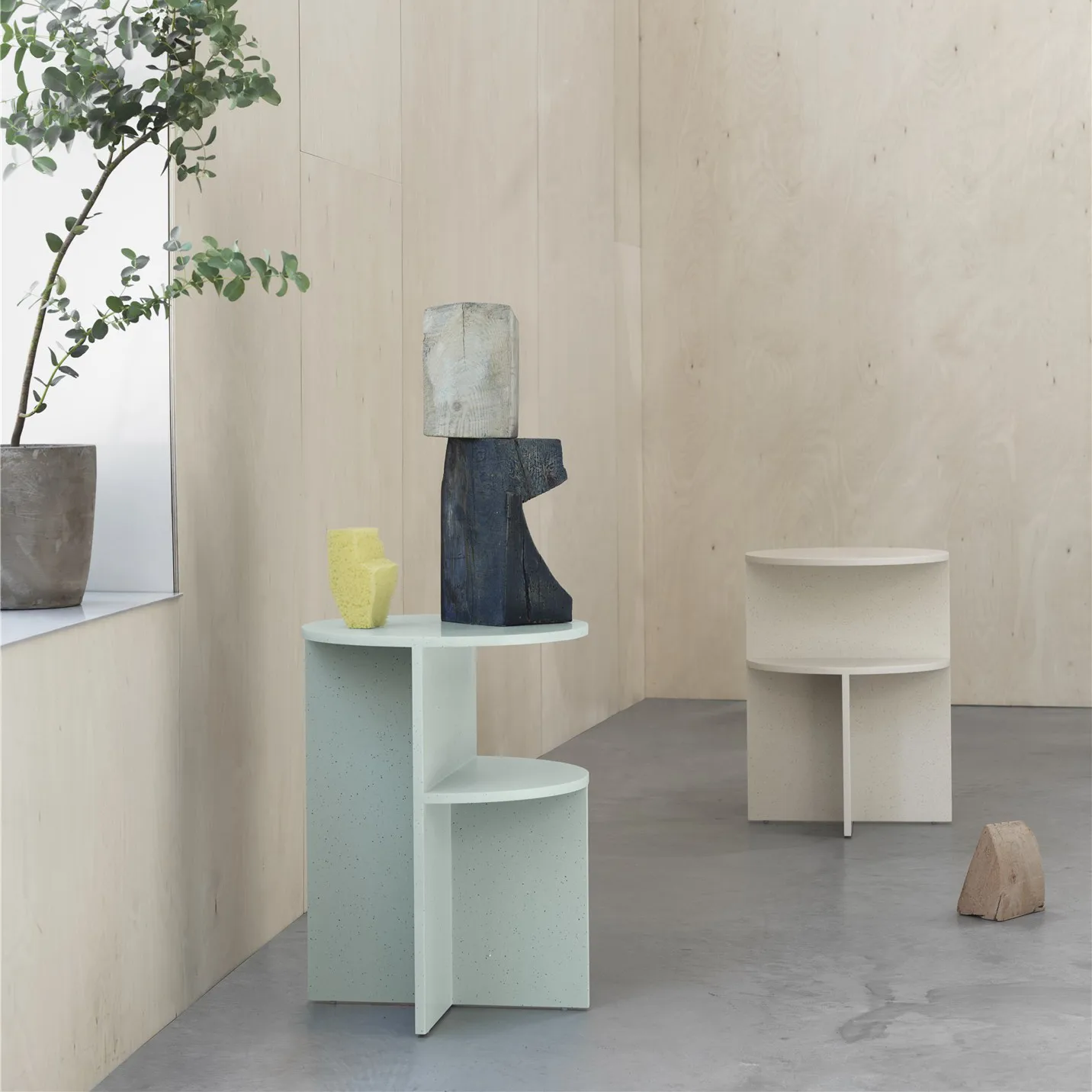 Halves Beistelltisch, Sand Muuto
