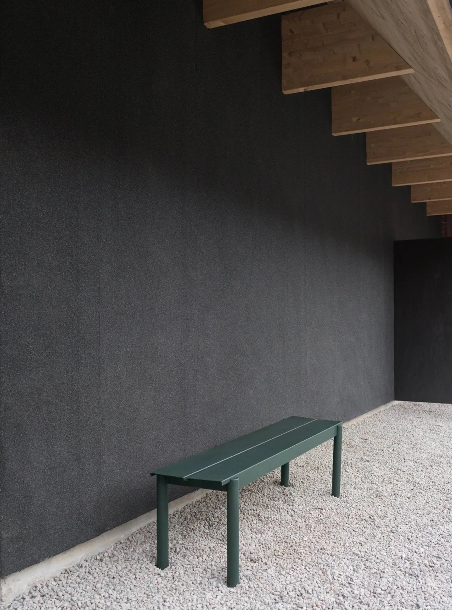 Linear steel bench Stahlbank 170cm, Dark green Muuto
