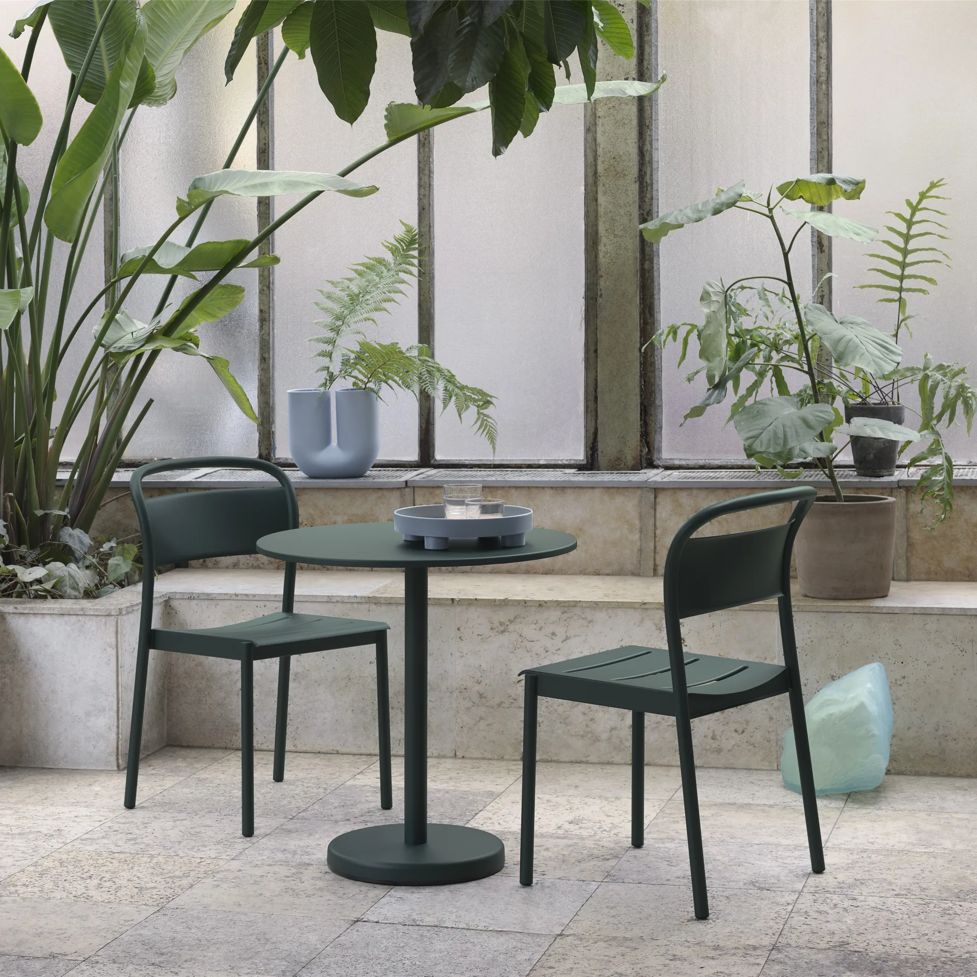 Linear steel side chair Stahlstuhl, Dark green Muuto